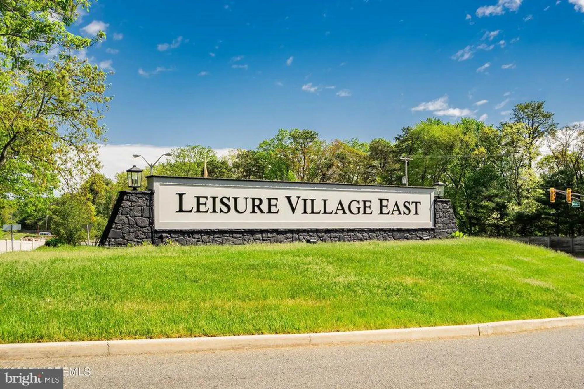 Property Slideshow image 20 of 27 | 1169 clydebank ct b, Lakewood, NJ, 08701