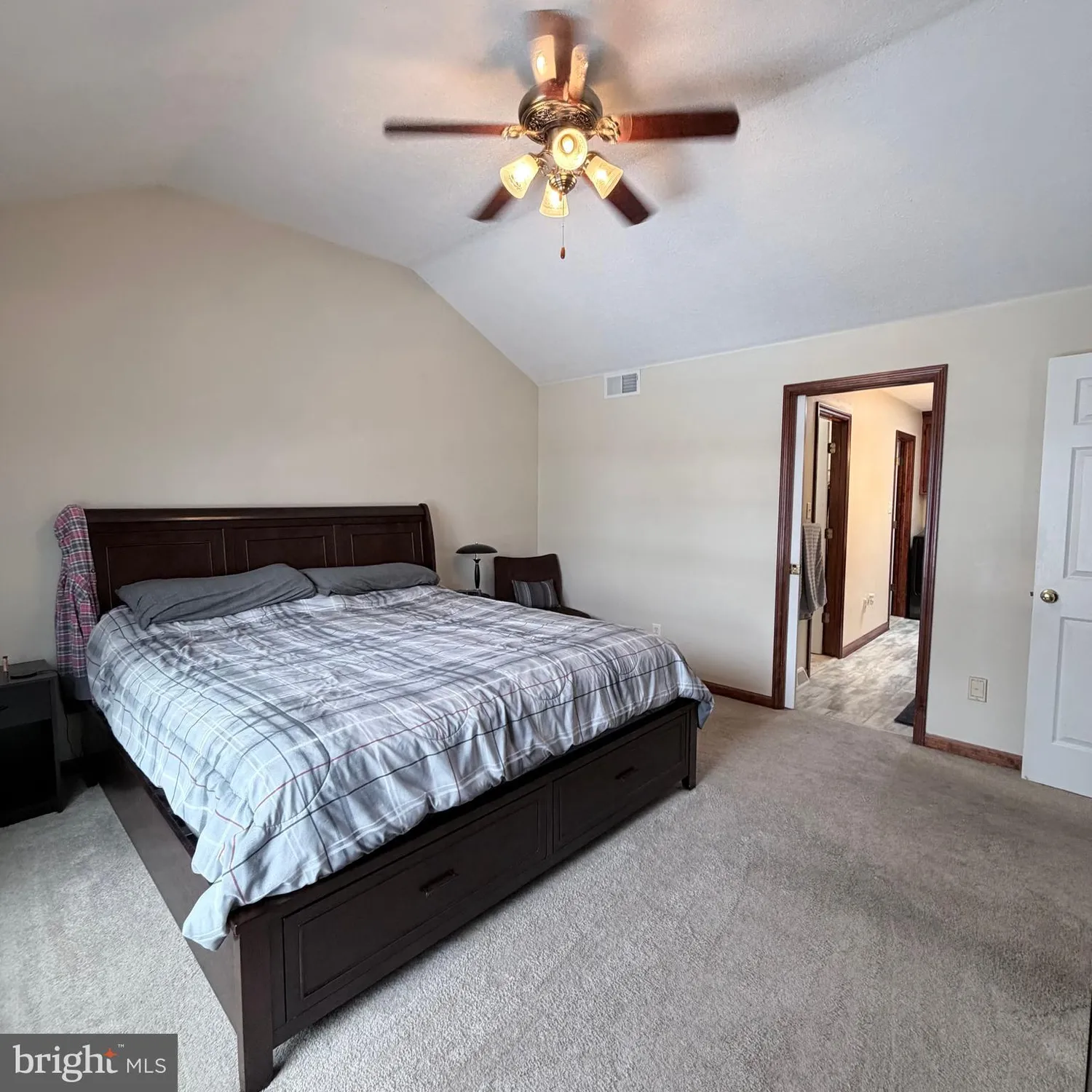 Property Slideshow image 32 of 75 | 6071 greenbriar ct, Fayetteville, PA, 17222