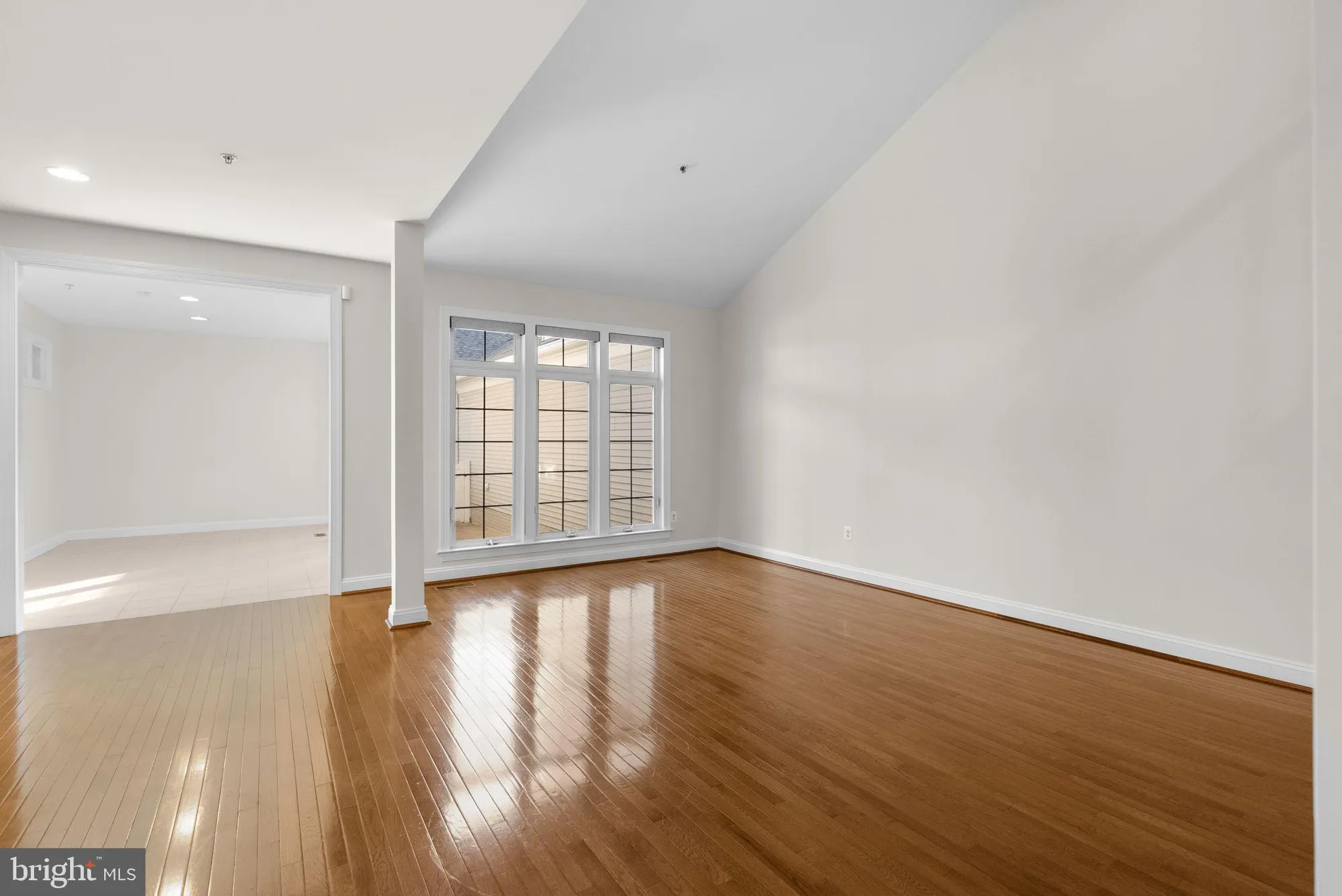 Property Slideshow image 11 of 71 | 2788 westminster rd 38, Ellicott City, MD, 21043