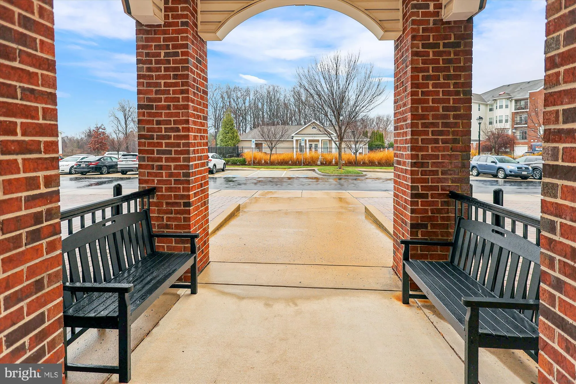 Property Slideshow image 4 of 31 | 8511 coltrane ct unit 204, Ellicott City, MD, 21043