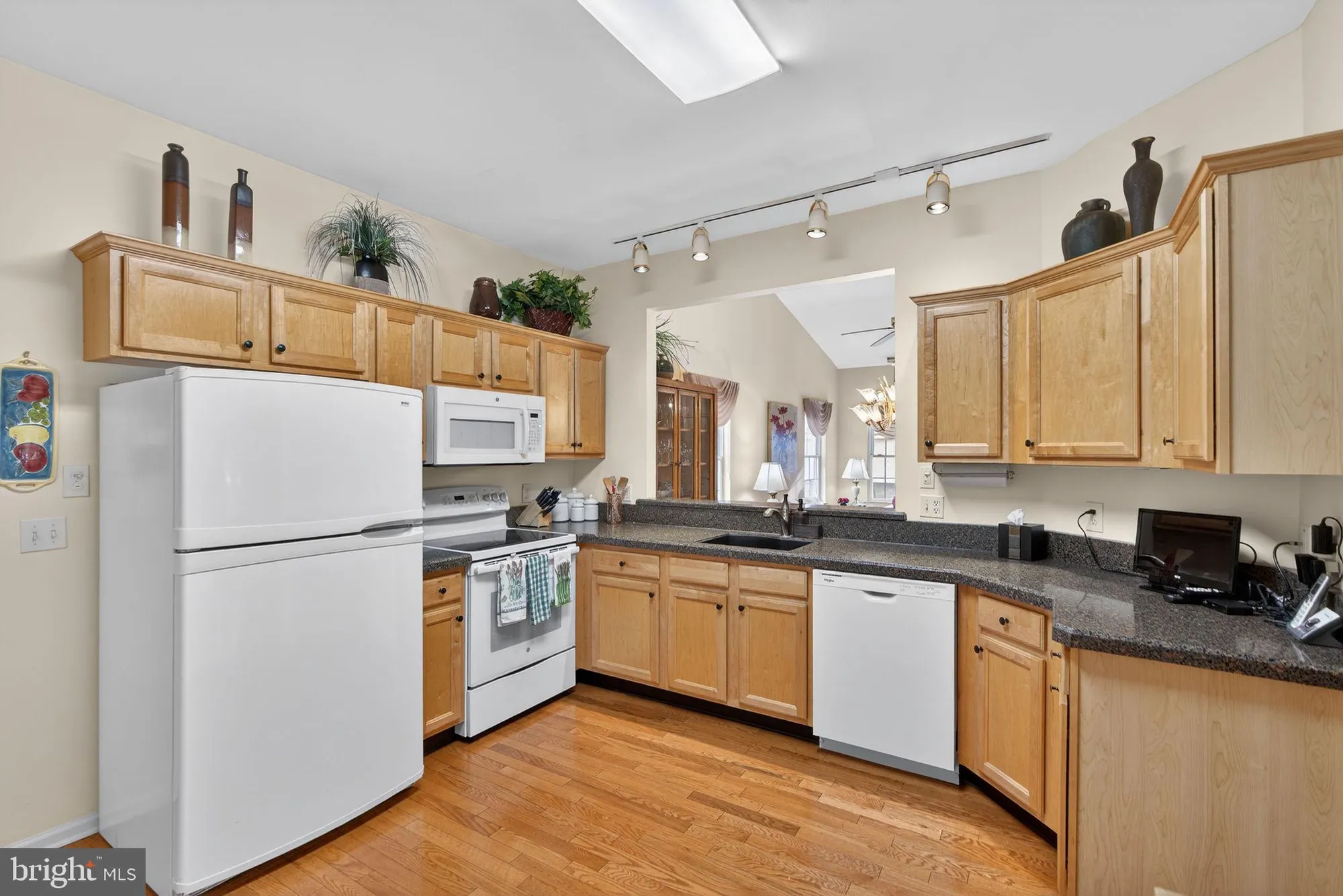 Property Slideshow image 6 of 59 | 4860 derby ln, Macungie, PA, 18062