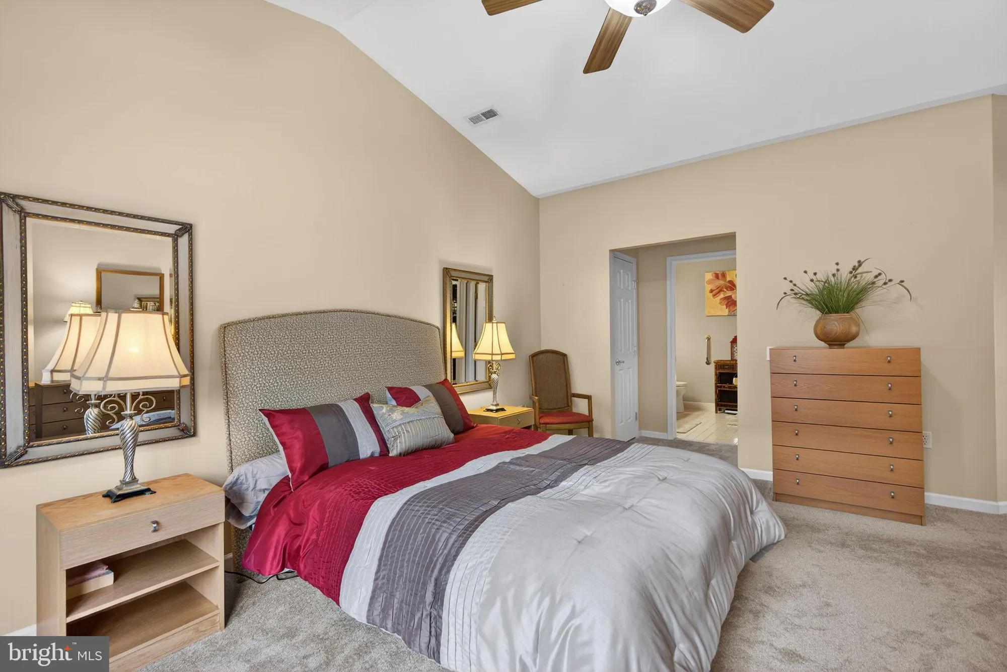 Property Slideshow image 13 of 59 | 4860 derby ln, Macungie, PA, 18062