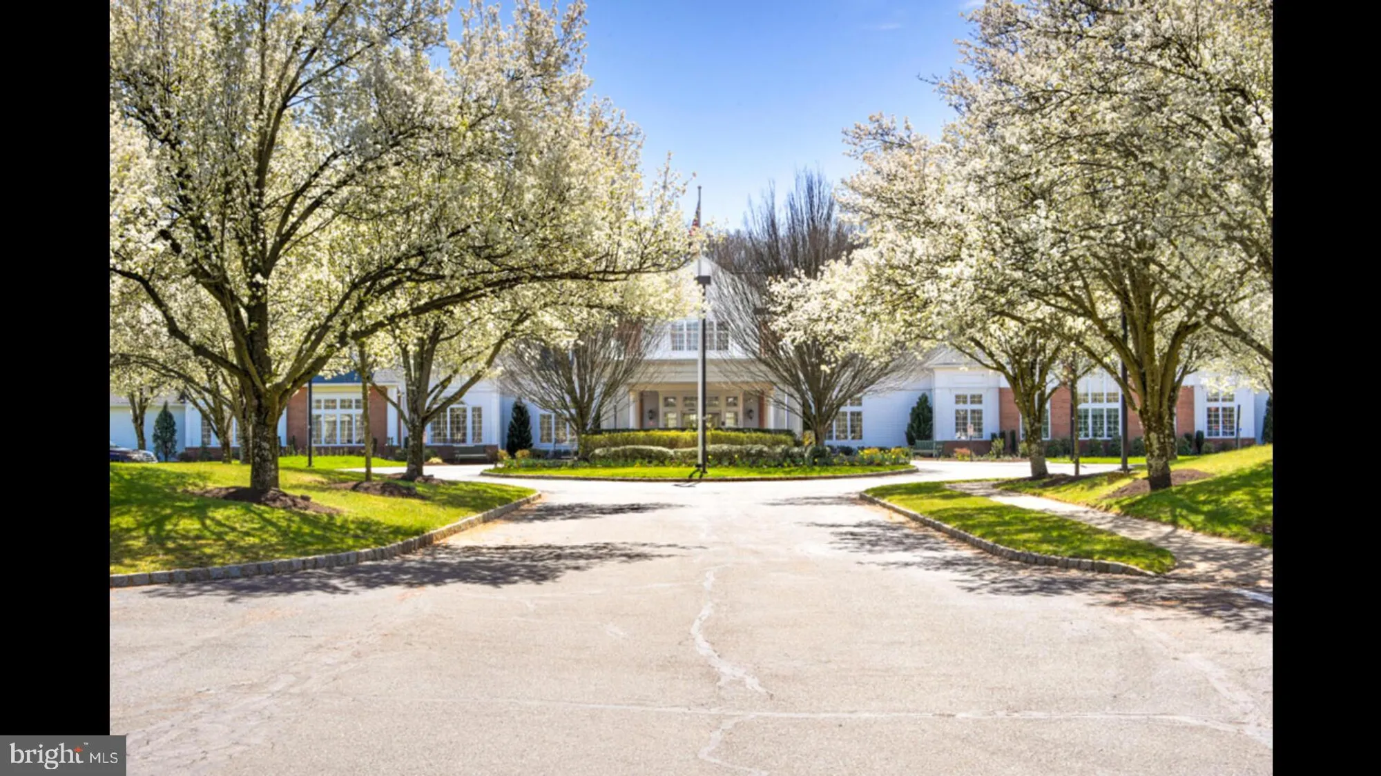 Property Slideshow image 38 of 54 | 25 cardinalflower ln, West Windsor, NJ, 08550