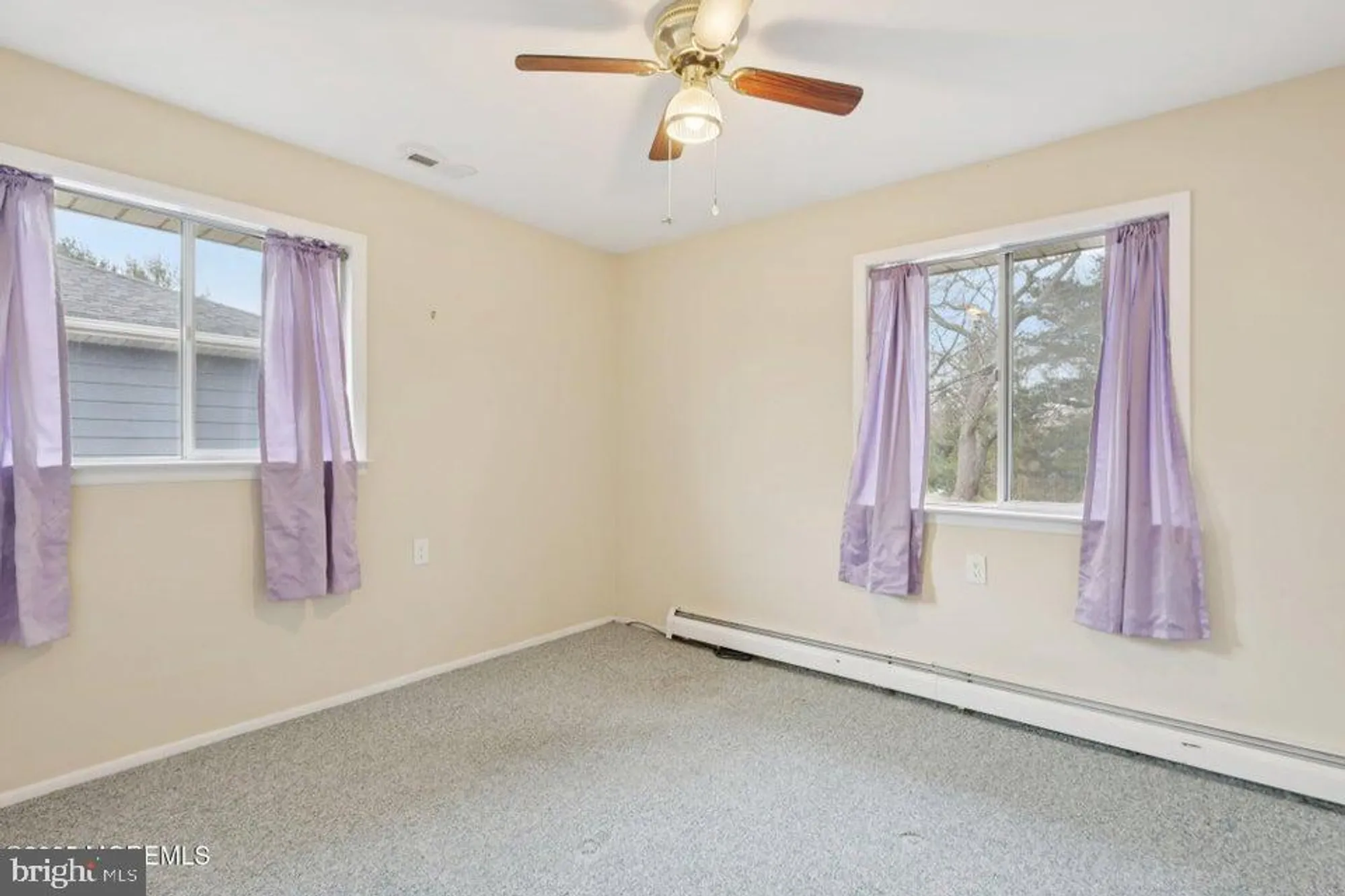 Property Slideshow image 17 of 26 | 192 charlotteville dr, Toms River, NJ, 08757