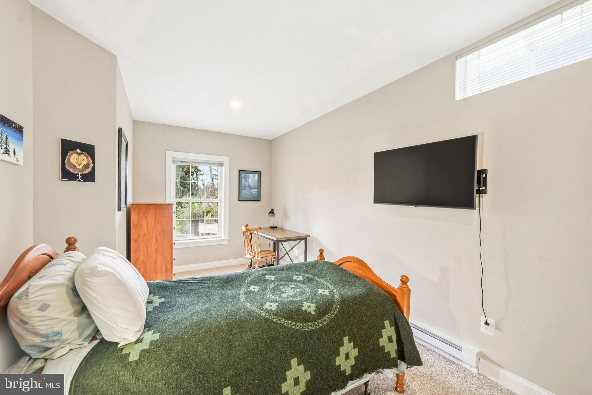 Property Slideshow image 17 of 22 | 204 bobwhite rd, New Hope, PA, 18938