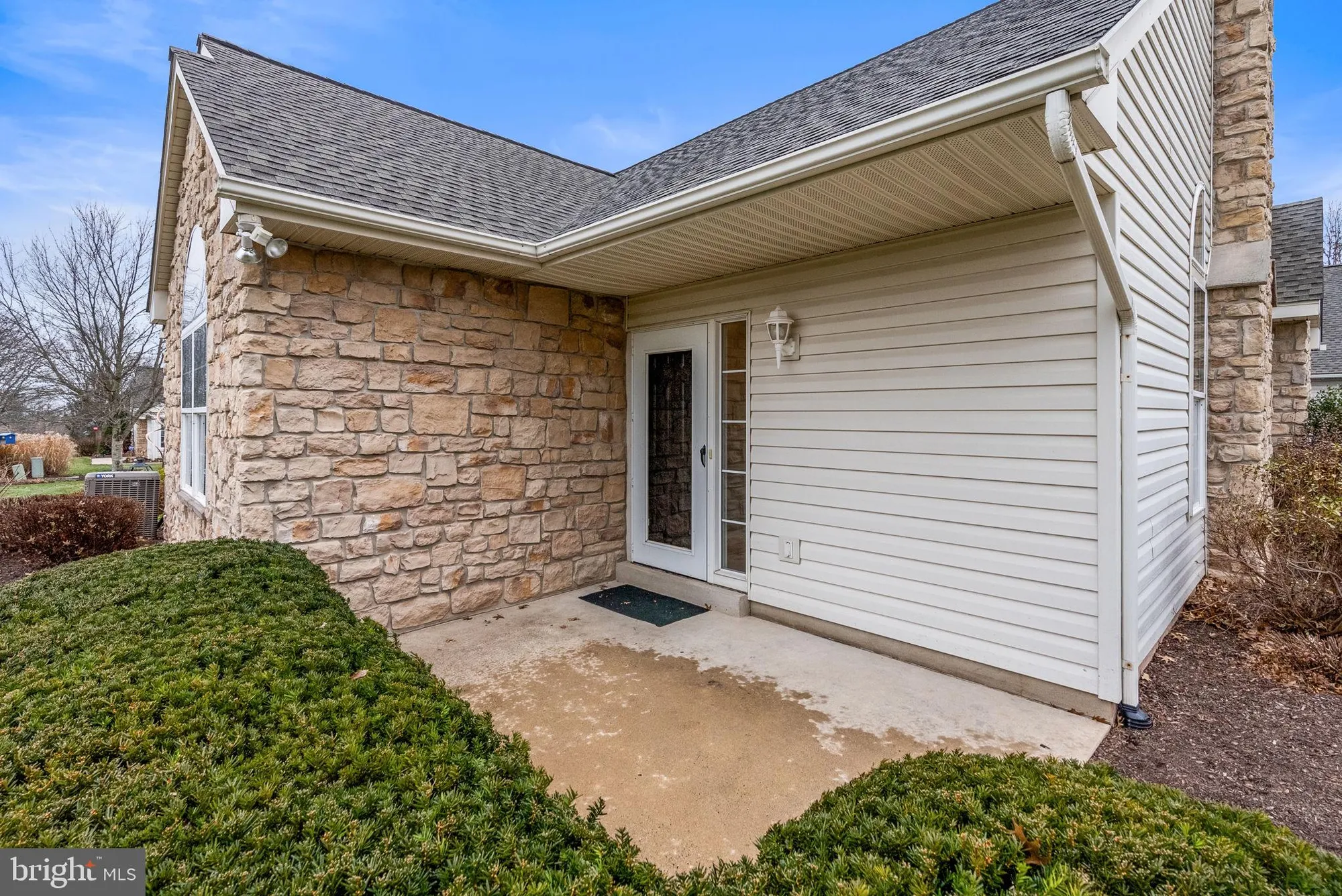 Property Slideshow image 8 of 35 | 51 cambridge ct, Souderton, PA, 18964