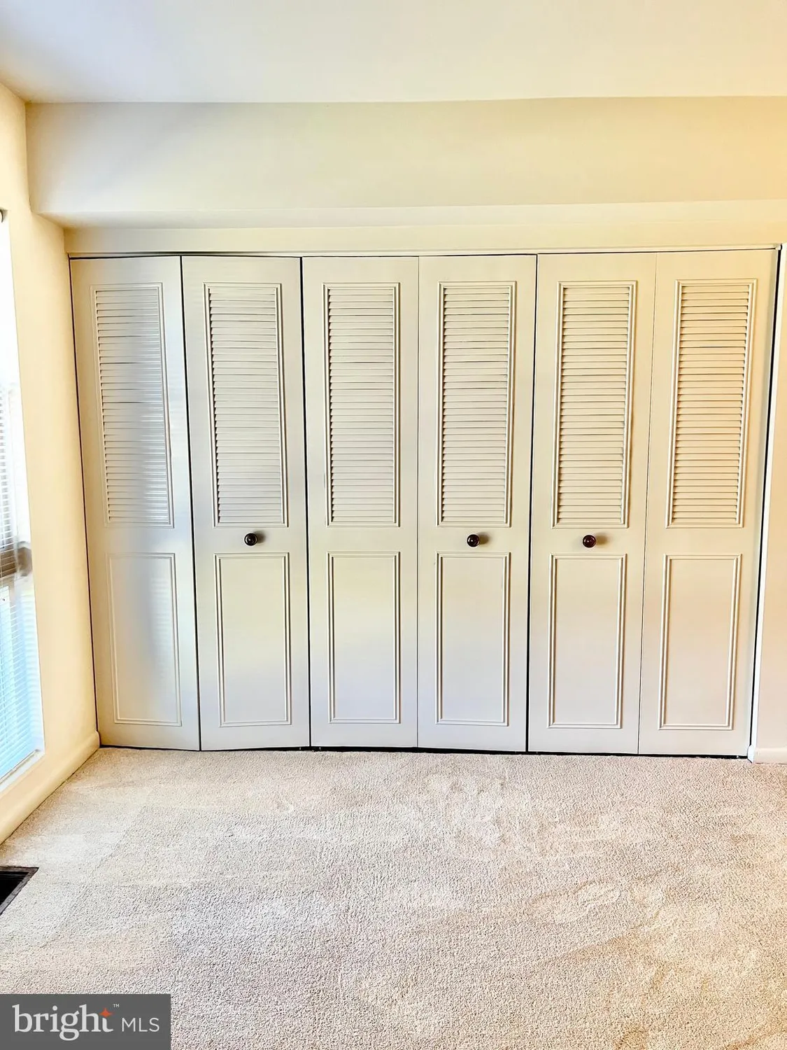 Property Slideshow image 10 of 43 | 3386 chiswick ct 50-1a, Silver Spring, MD, 20906