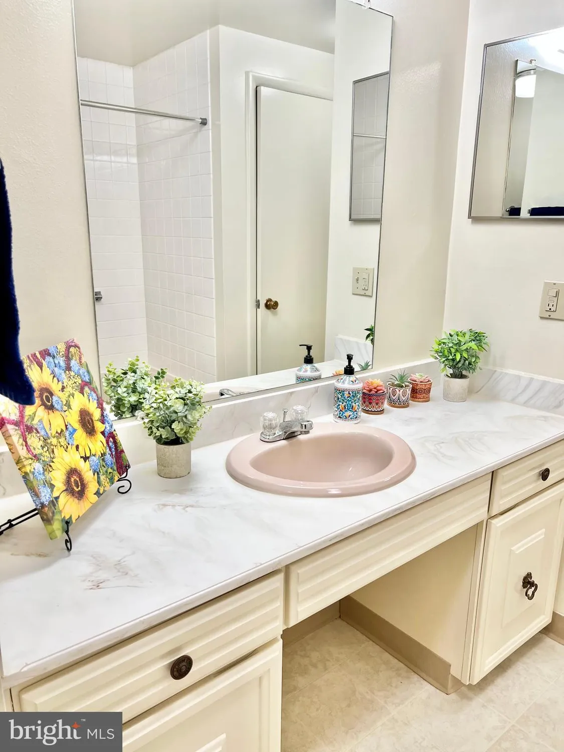 Property Slideshow image 17 of 43 | 3386 chiswick ct 50-1a, Silver Spring, MD, 20906