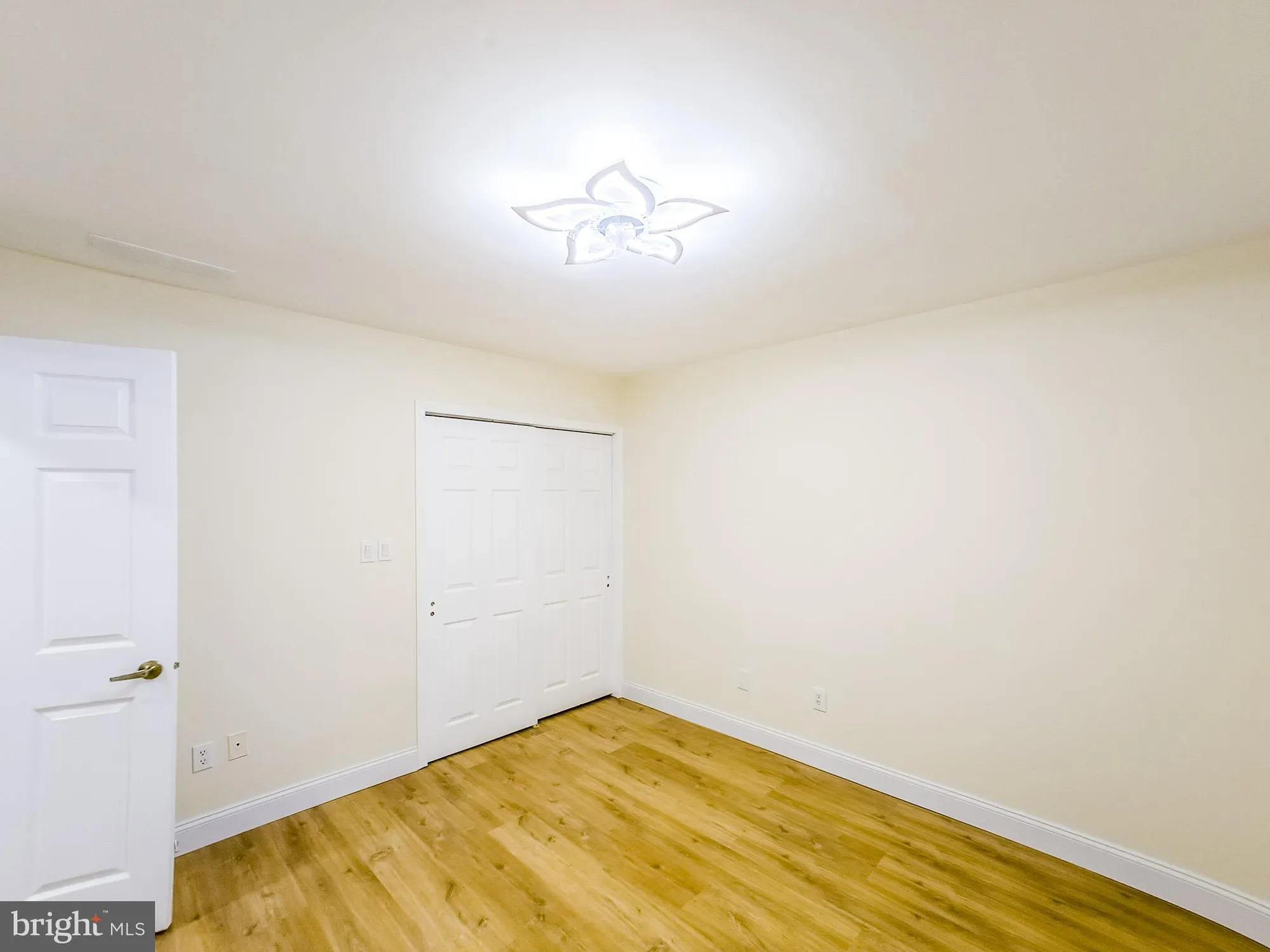 Property Slideshow image 34 of 36 | 7c rutland ln, Monroe Township, NJ, 08831