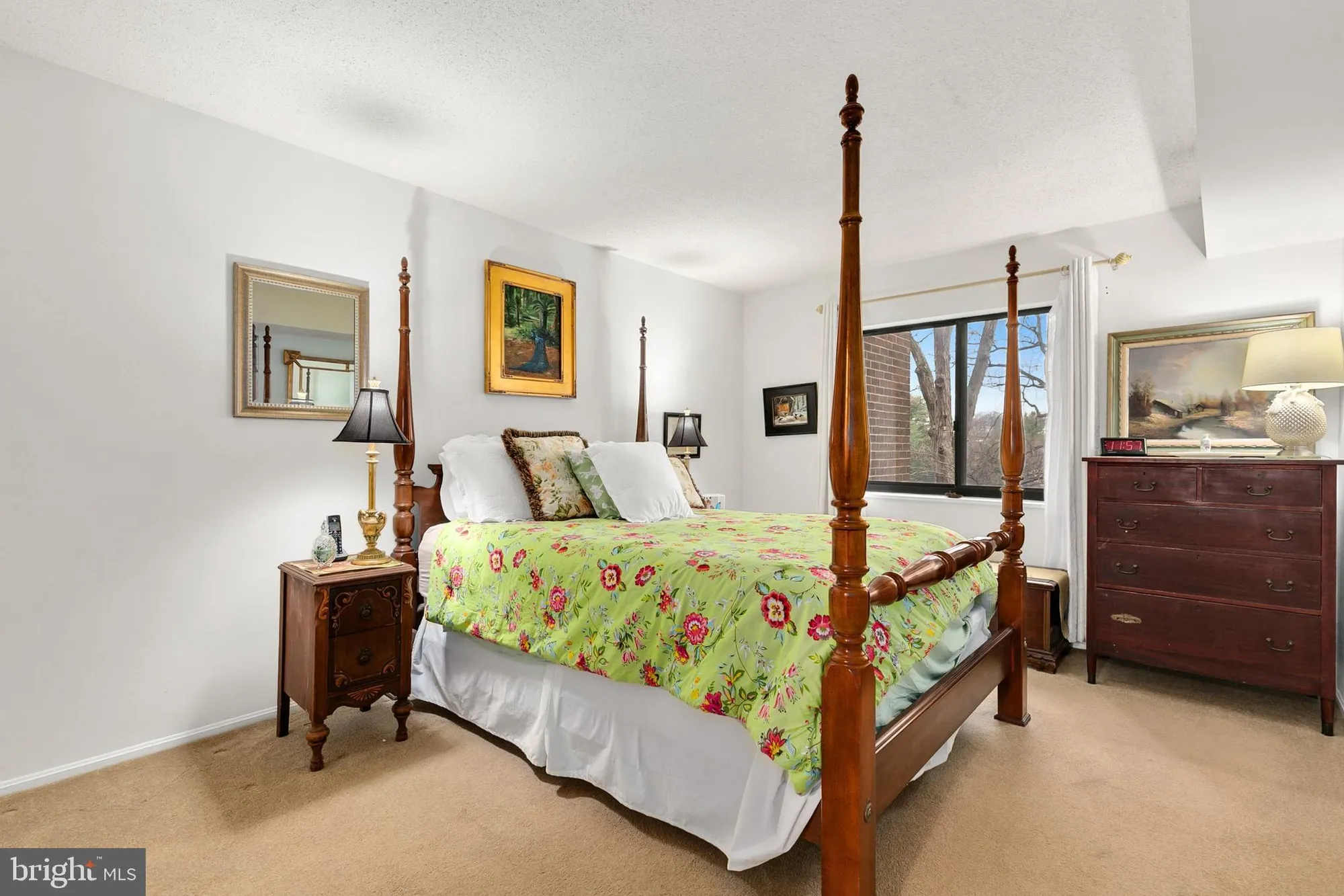 Property Slideshow image 14 of 44 | 15101 interlachen dr 1-416, Silver Spring, MD, 20906