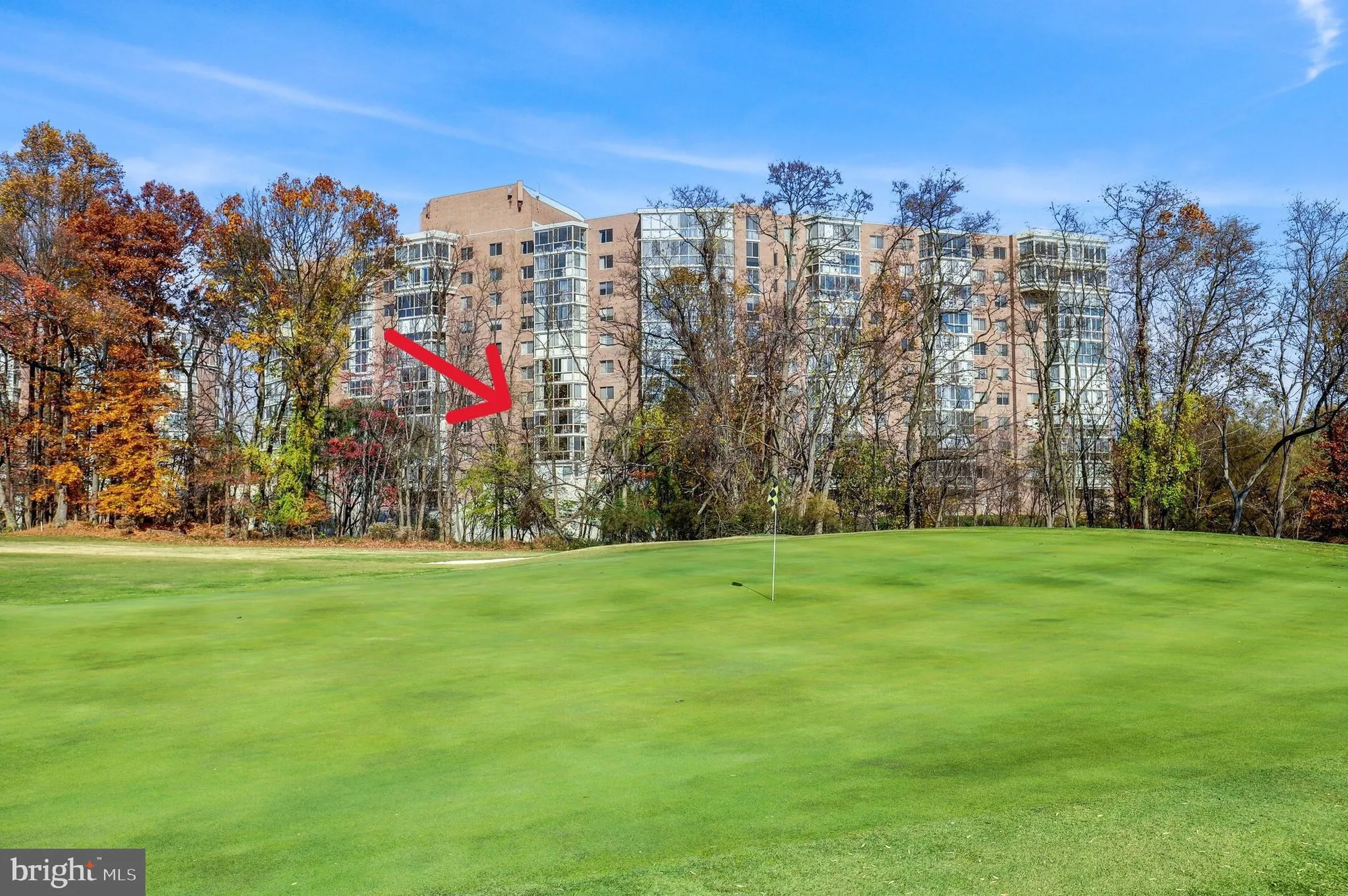 Property Slideshow image 21 of 44 | 15101 interlachen dr 1-416, Silver Spring, MD, 20906