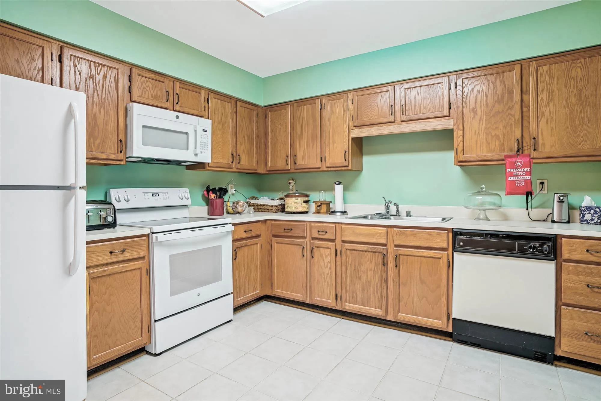 Property Slideshow image 5 of 11 | 1955 marconi cir, Annapolis, MD, 21401