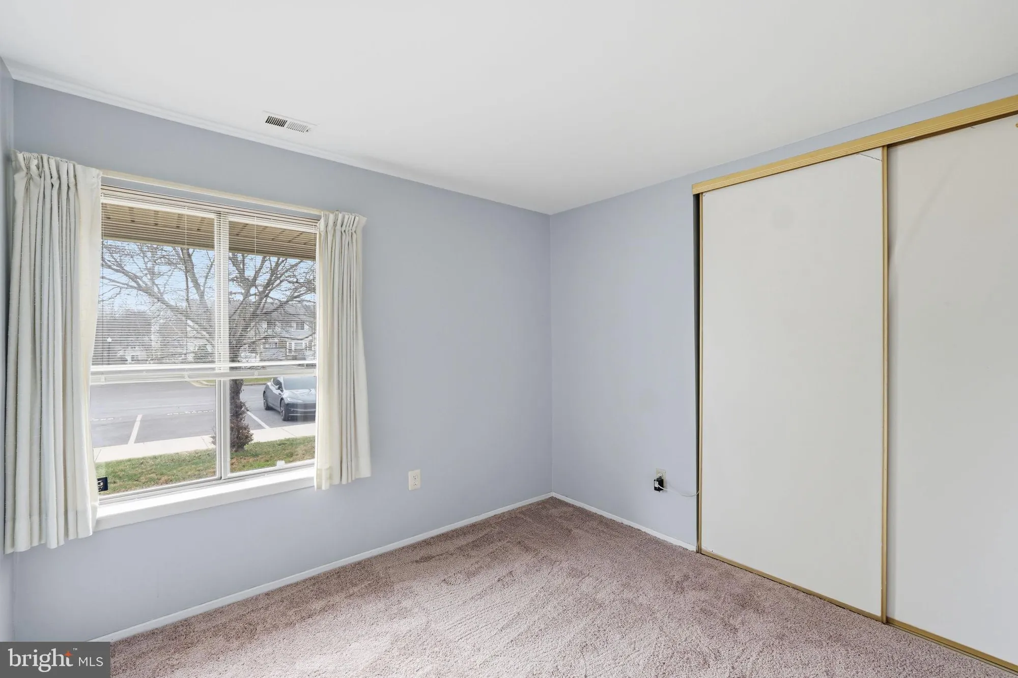 Property Slideshow image 19 of 32 | 3103 beckenham ct # 252-d, Silver Spring, MD, 20906