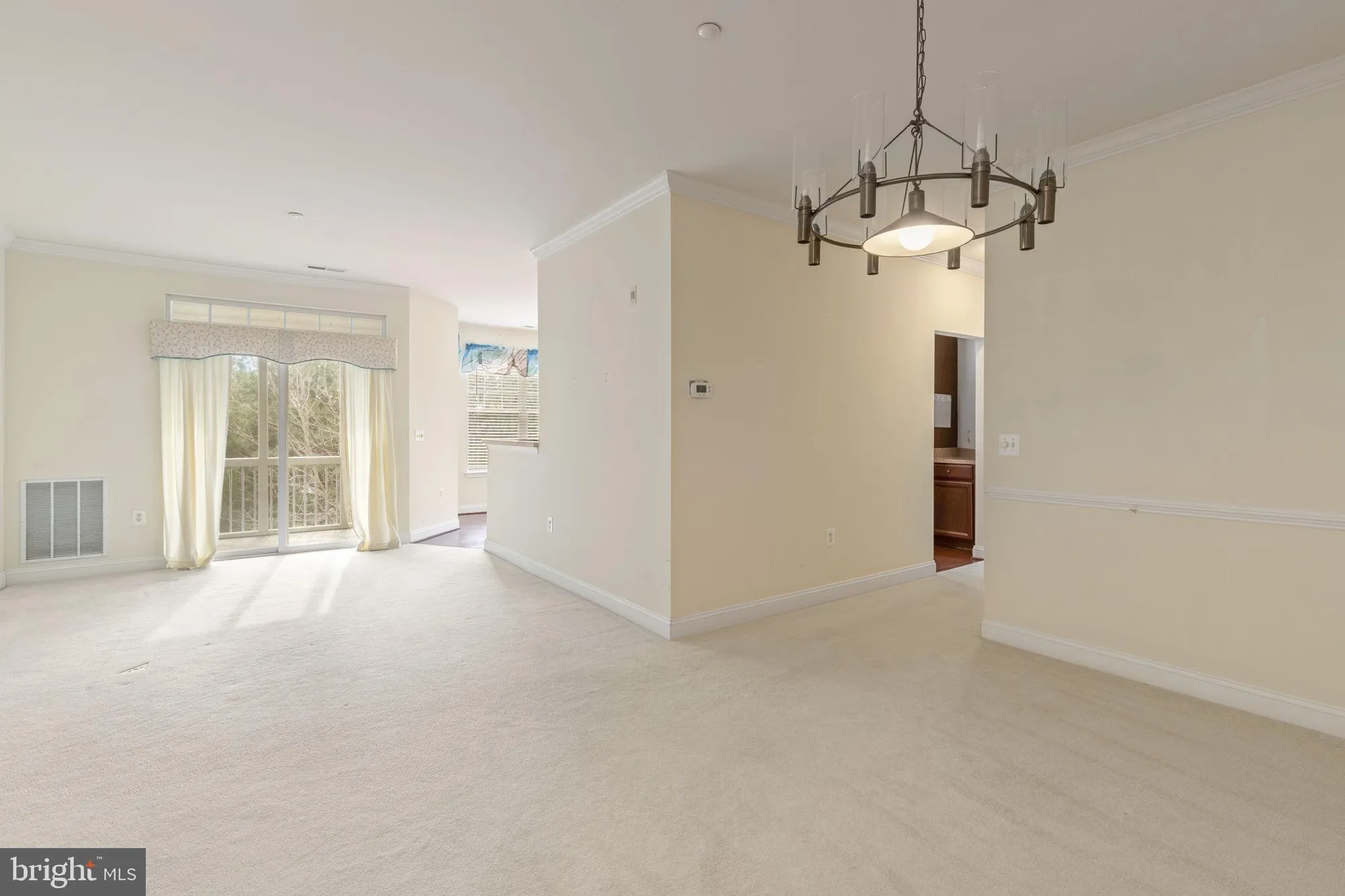 Property Slideshow image 2 of 23 | 309 tiree ct unit 203, Abingdon, MD, 21009