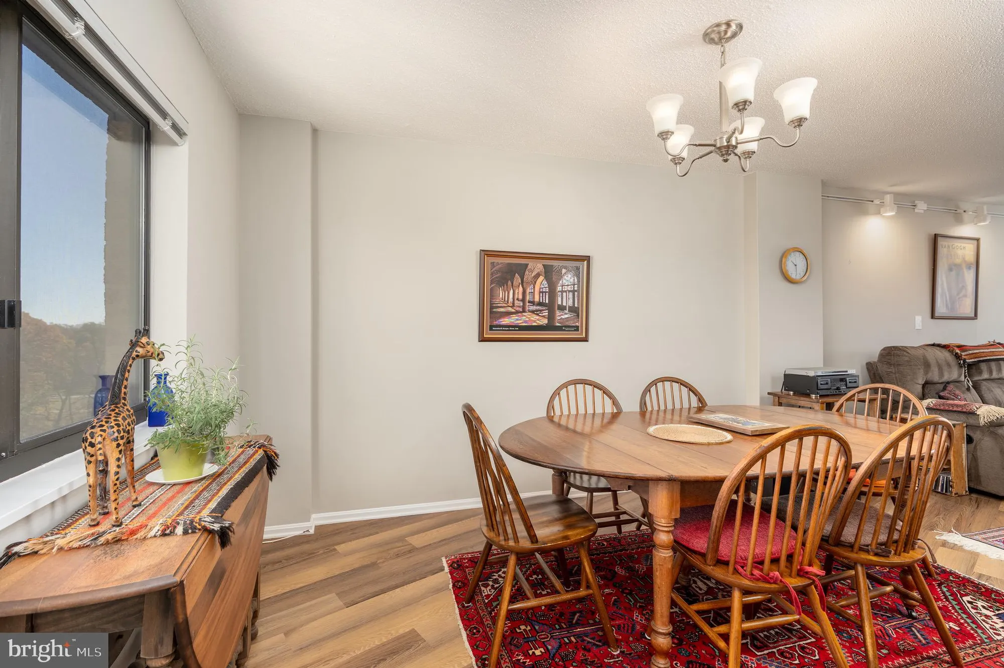 Property Slideshow image 13 of 37 | 15101 interlachen dr 1-612, Silver Spring, MD, 20906