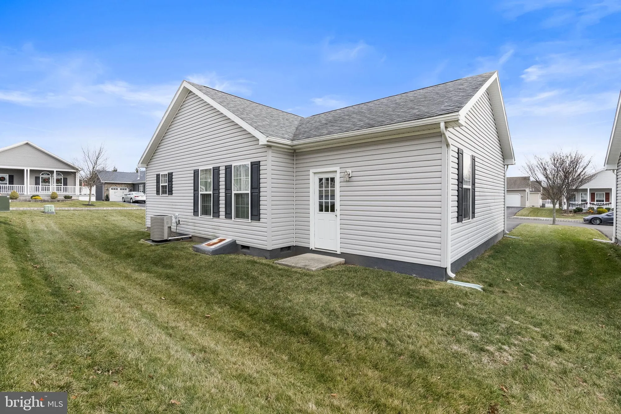 Property Slideshow image 32 of 34 | 501 blue bell springs dr, Blue Bell, PA, 19422