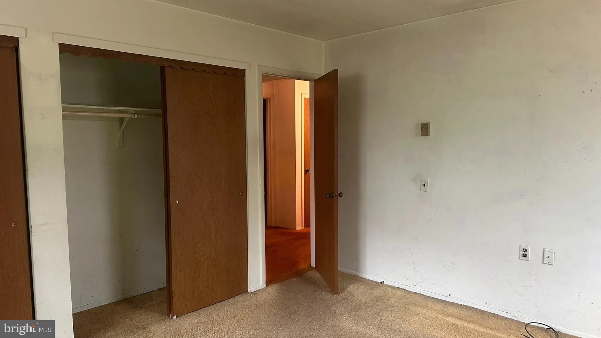 Property Slideshow image 10 of 14 | 5 pembroke la a a, Whiting, NJ, 08759