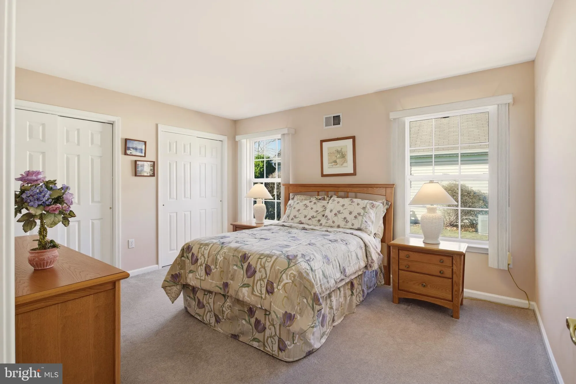 Property Slideshow image 21 of 31 | 11 schoolhouse ln, Lakewood, NJ, 08701