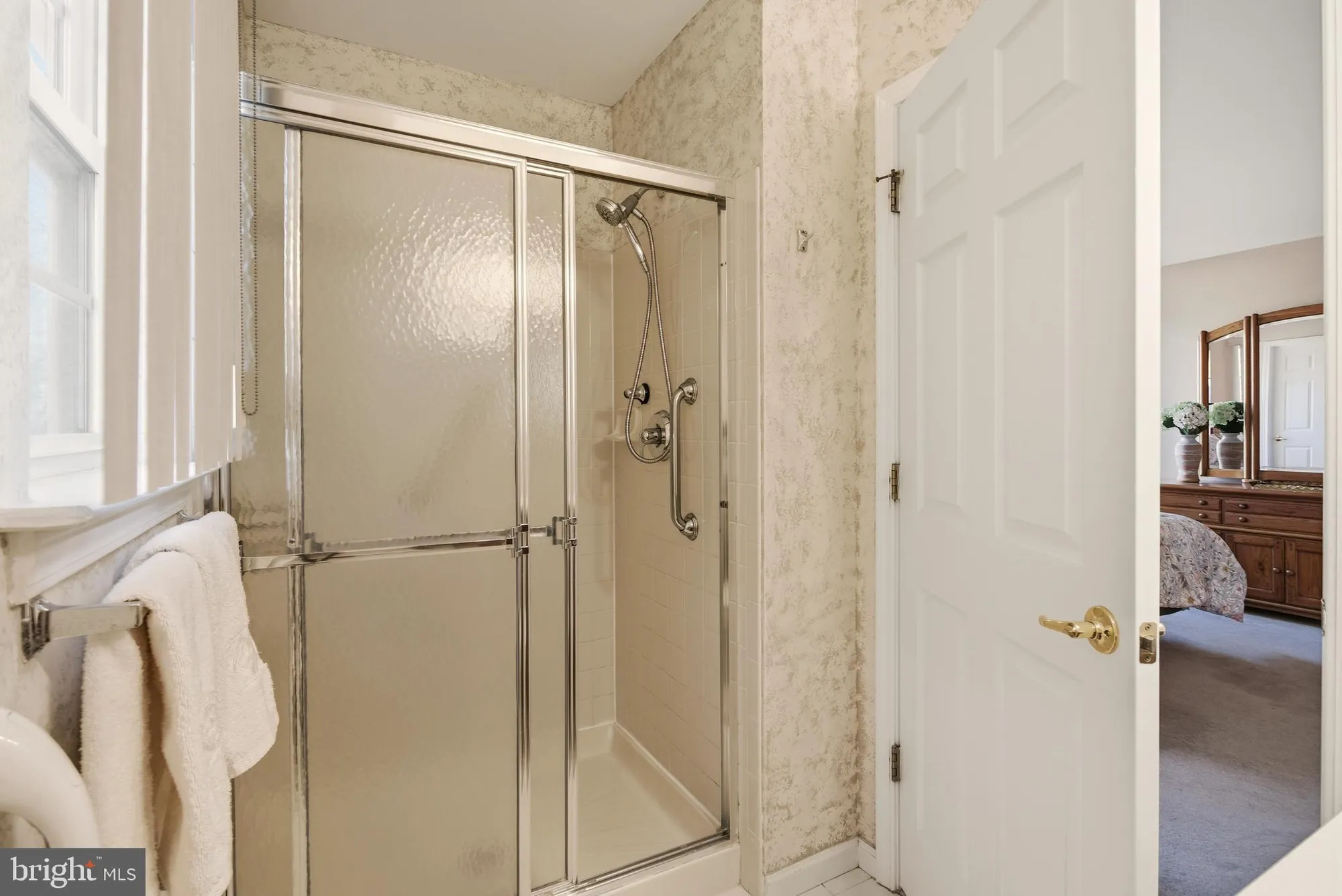 Property Slideshow image 27 of 31 | 11 schoolhouse ln, Lakewood, NJ, 08701