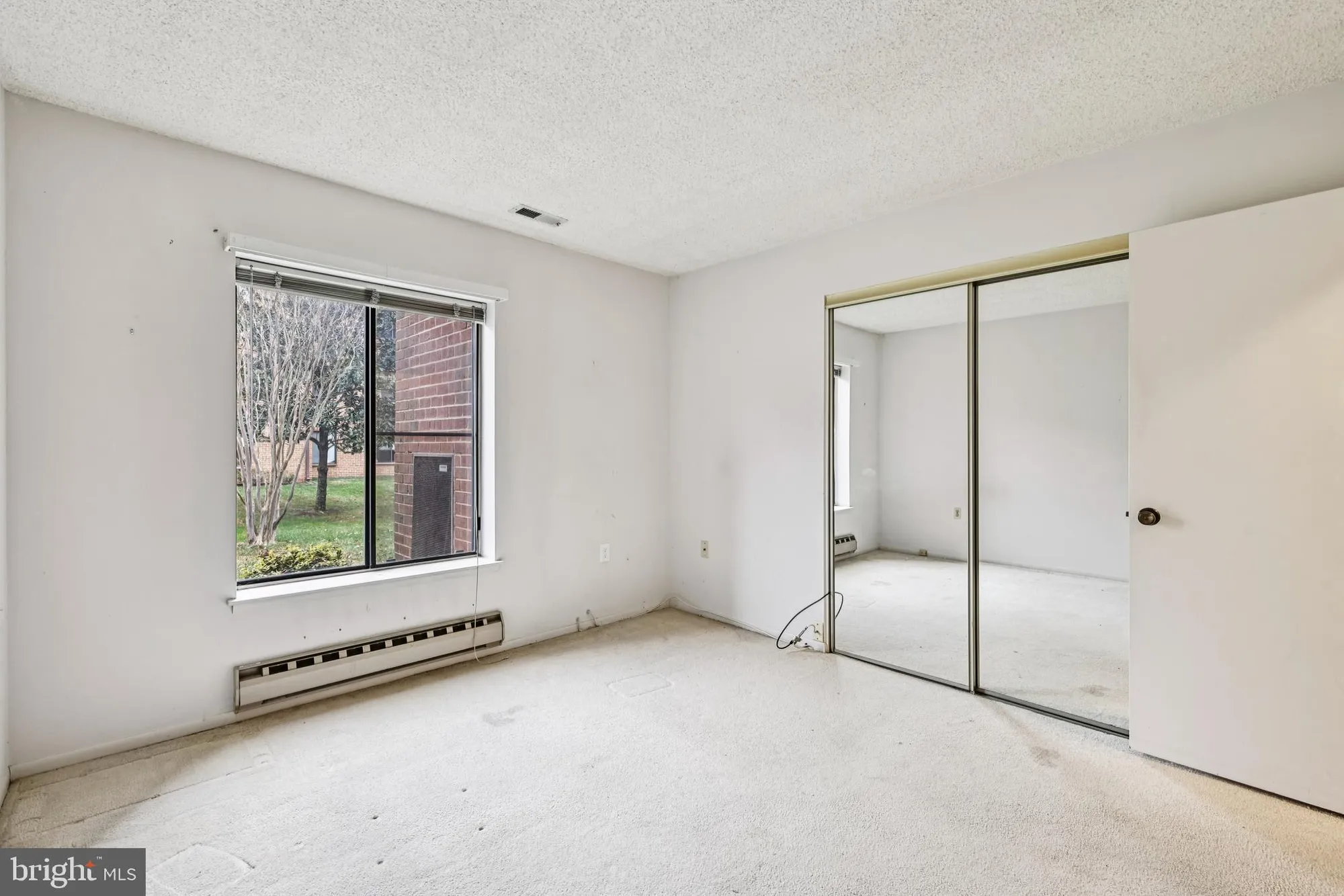 Property Slideshow image 25 of 28 | 15310 pine orchard dr # 84-1b, Silver Spring, MD, 20906