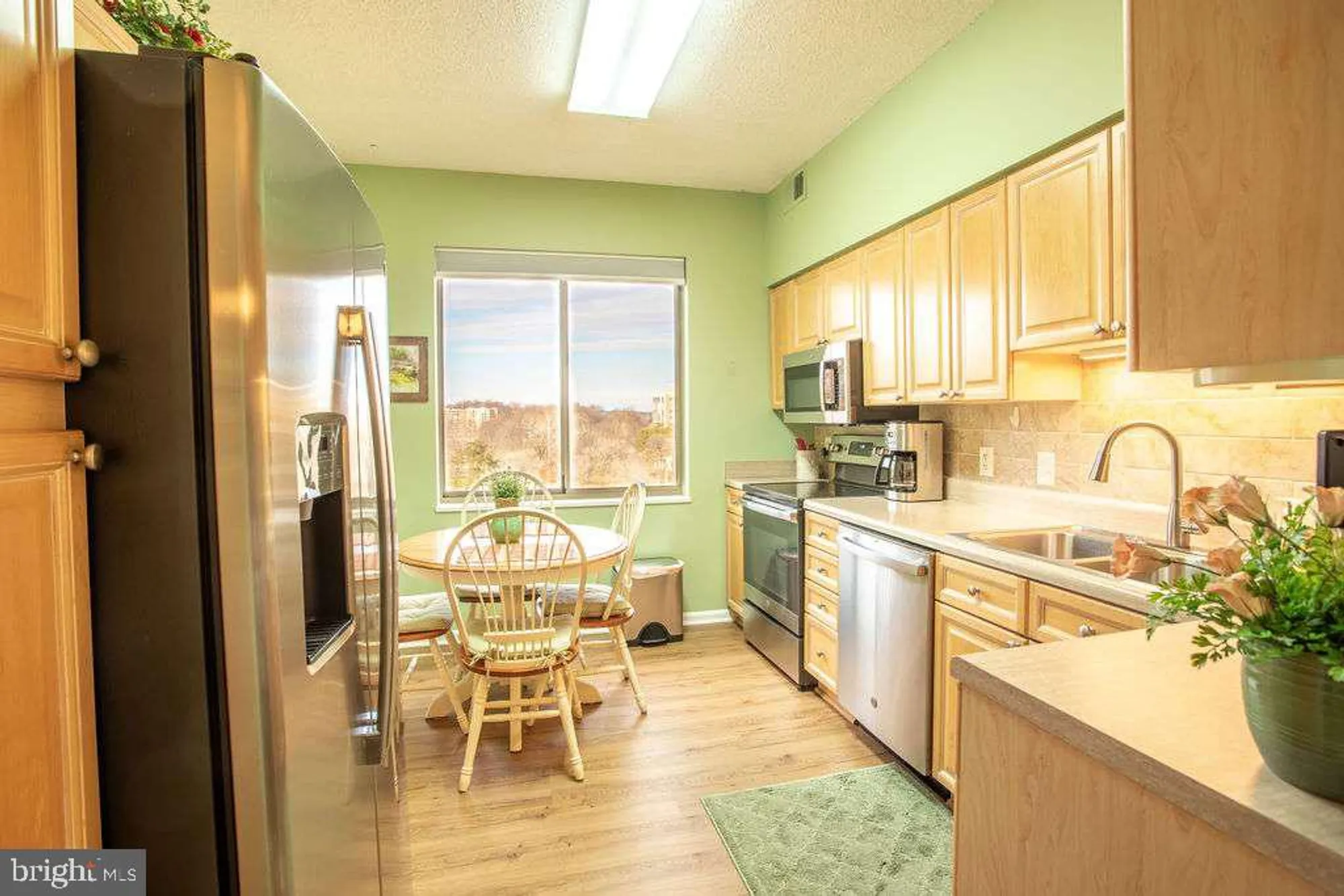 Property Slideshow image 14 of 25 | 3005 s leisure world blvd 812, Silver Spring, MD, 20906