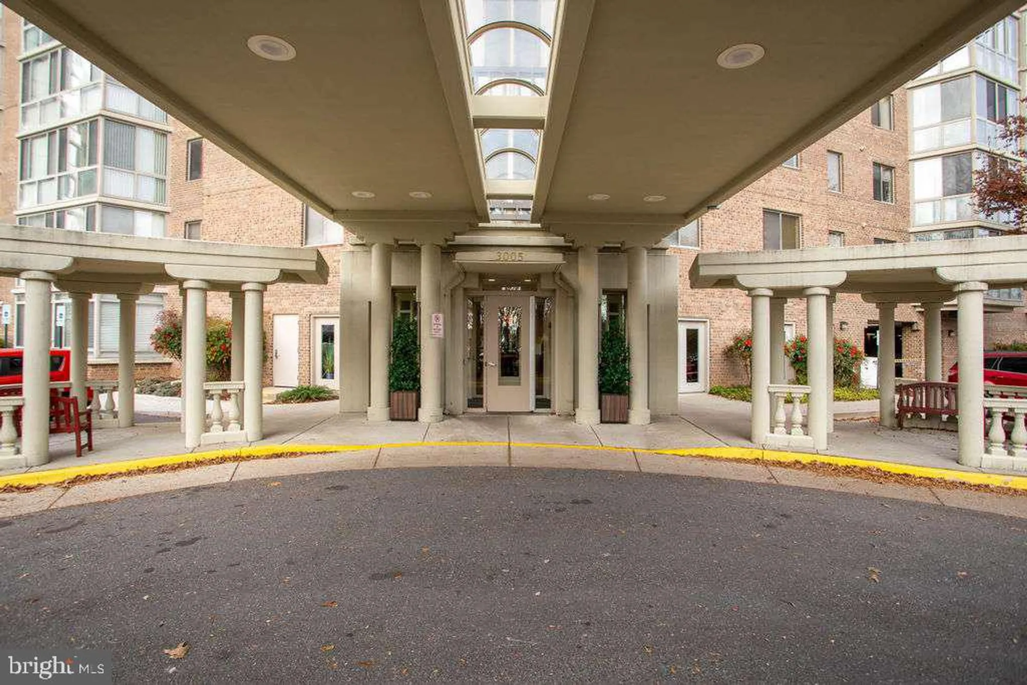 Property Slideshow image 21 of 25 | 3005 s leisure world blvd 812, Silver Spring, MD, 20906