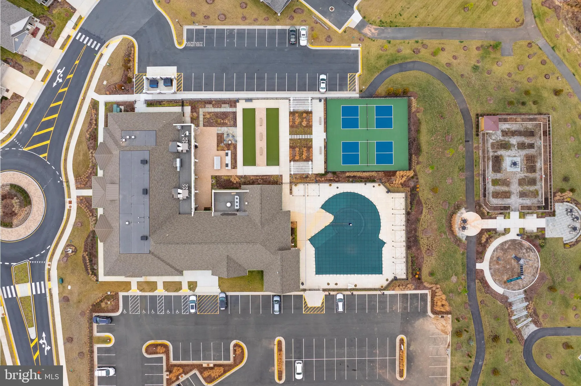 21630 HAWKSBILL HIGH CIR 204, STERLING, VA 20164 | Montebello | 55 ...