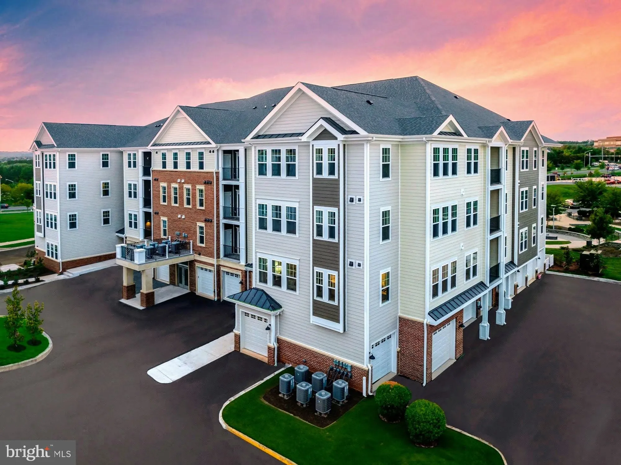 Property Slideshow image 5 of 24 | 750 mount airy ter ne unit 206, Leesburg, VA, 20176