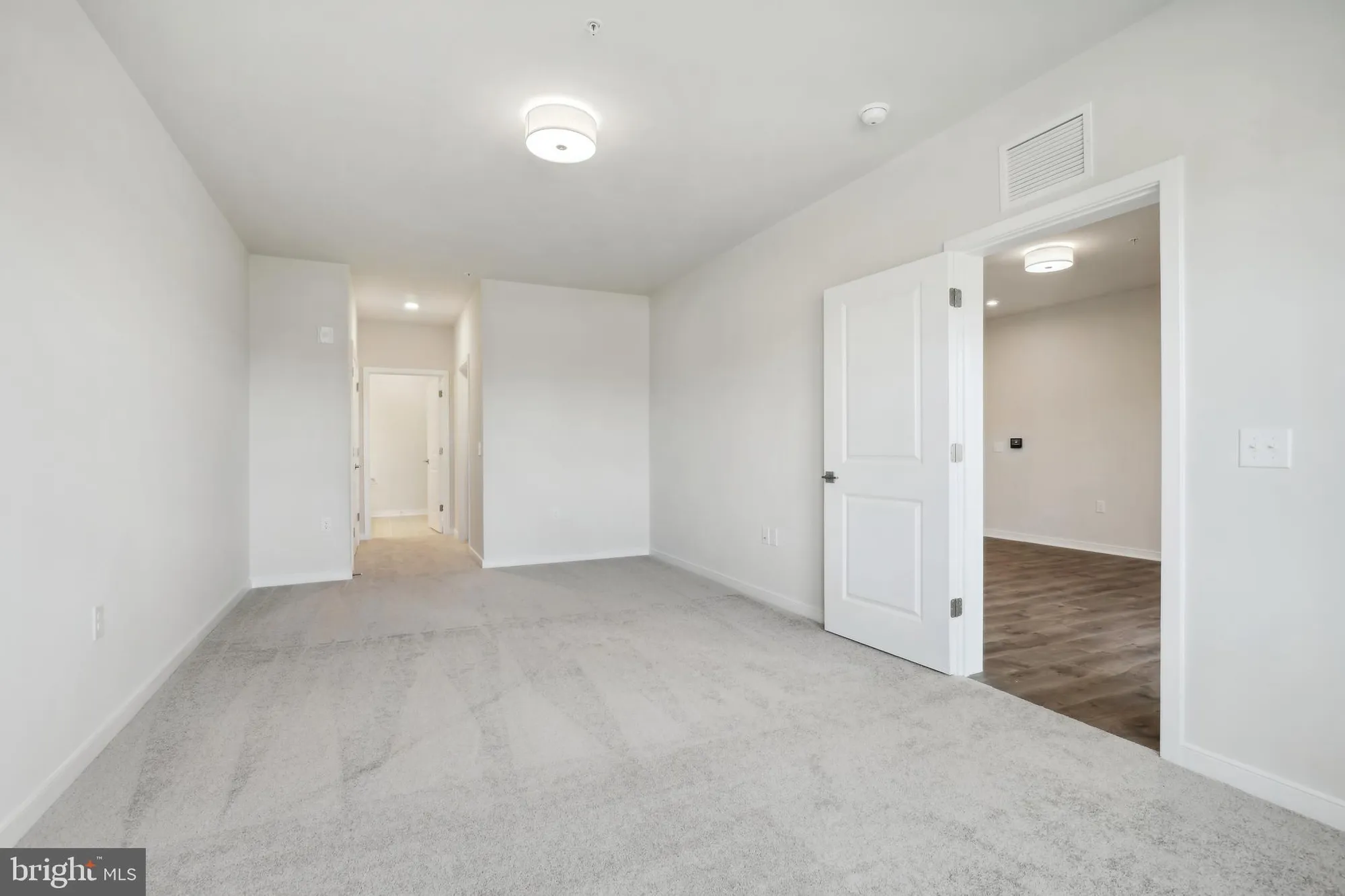 Property Slideshow image 13 of 24 | 750 mount airy ter ne unit 206, Leesburg, VA, 20176