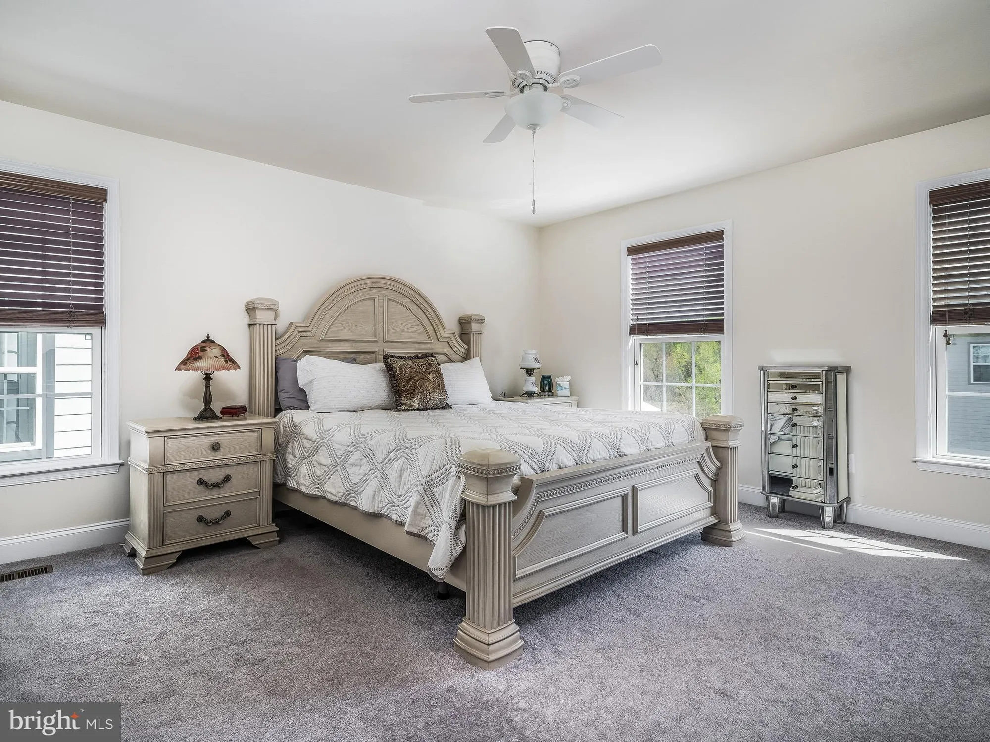 Property Slideshow image 31 of 61 | 7922 ashland dr, Alexandria, VA, 22315