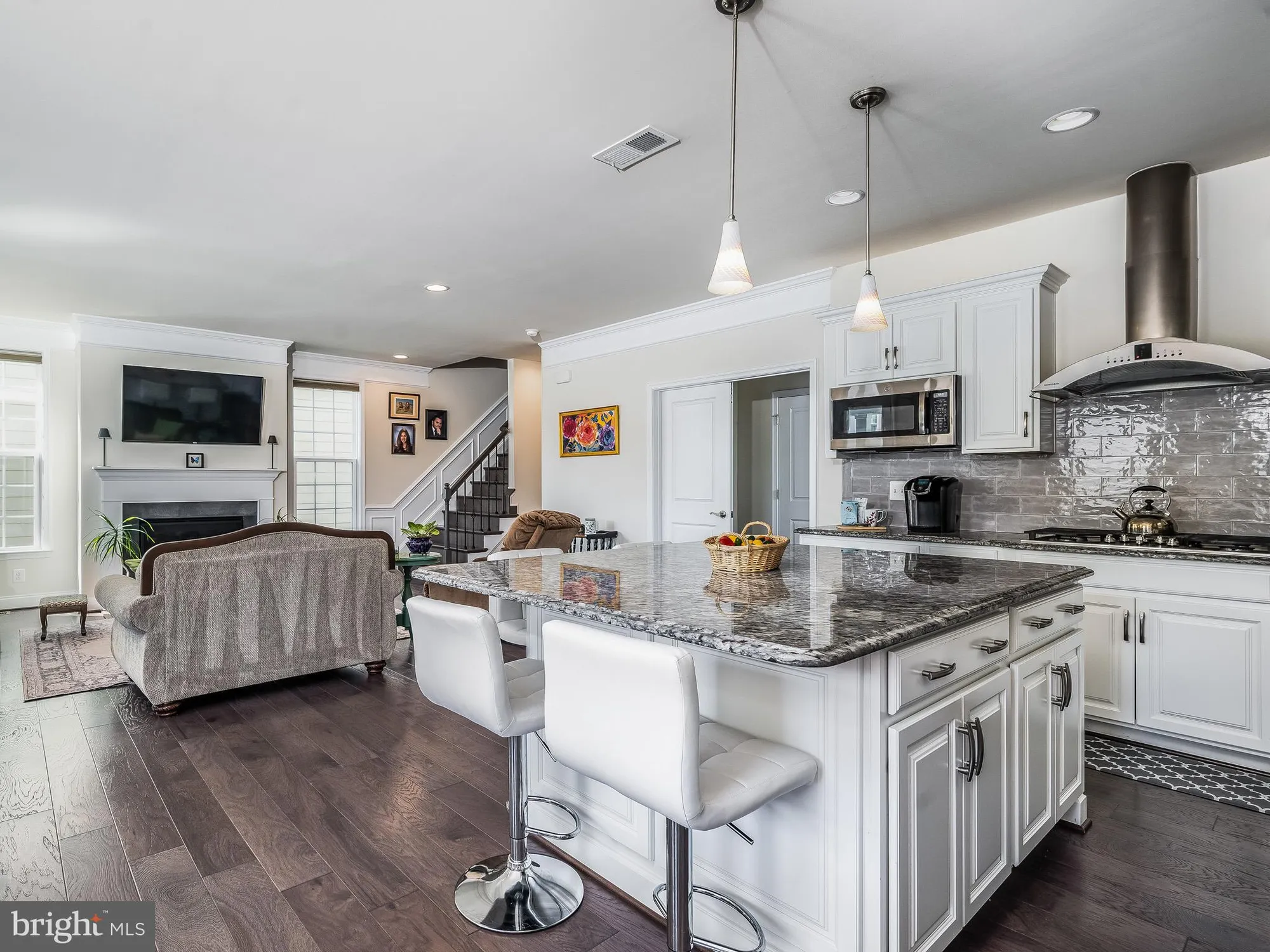 Property Slideshow image 16 of 61 | 7922 ashland dr, Alexandria, VA, 22315