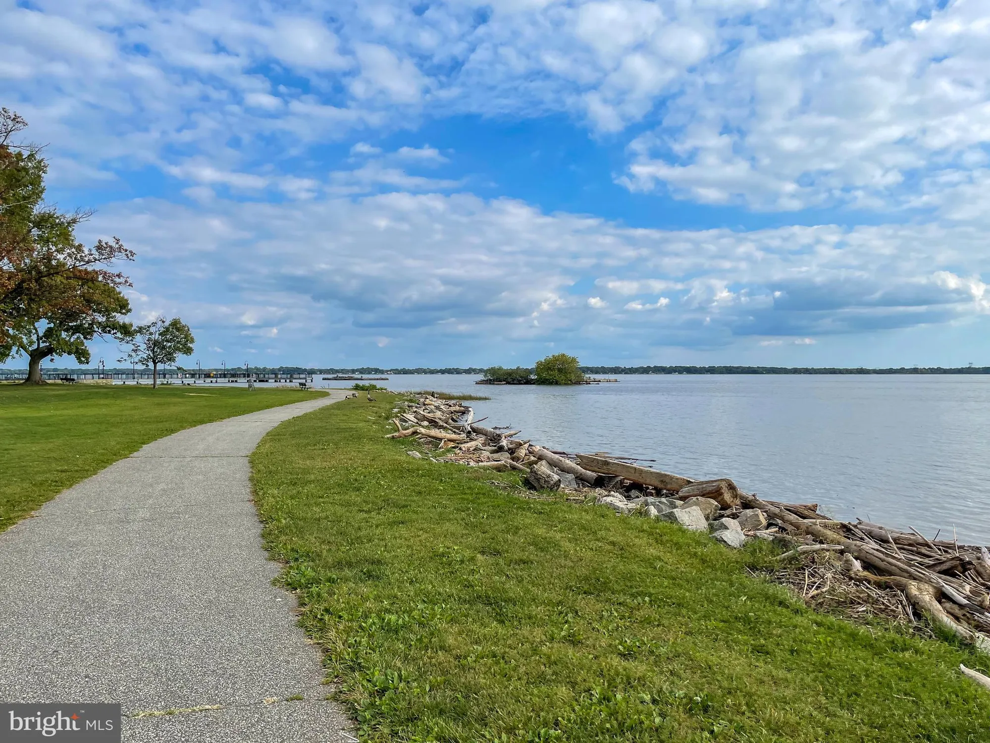 Property Slideshow image 30 of 46 | 216 heron cir, New Castle, DE, 19720