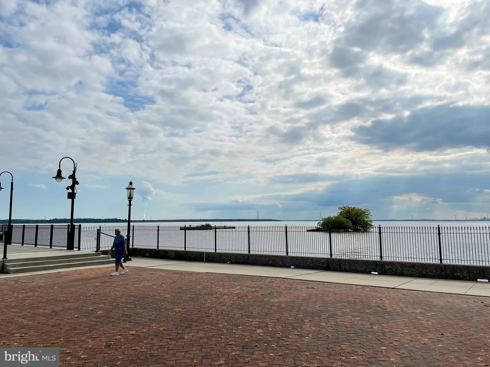 Property Slideshow image 44 of 46 | 216 heron cir, New Castle, DE, 19720