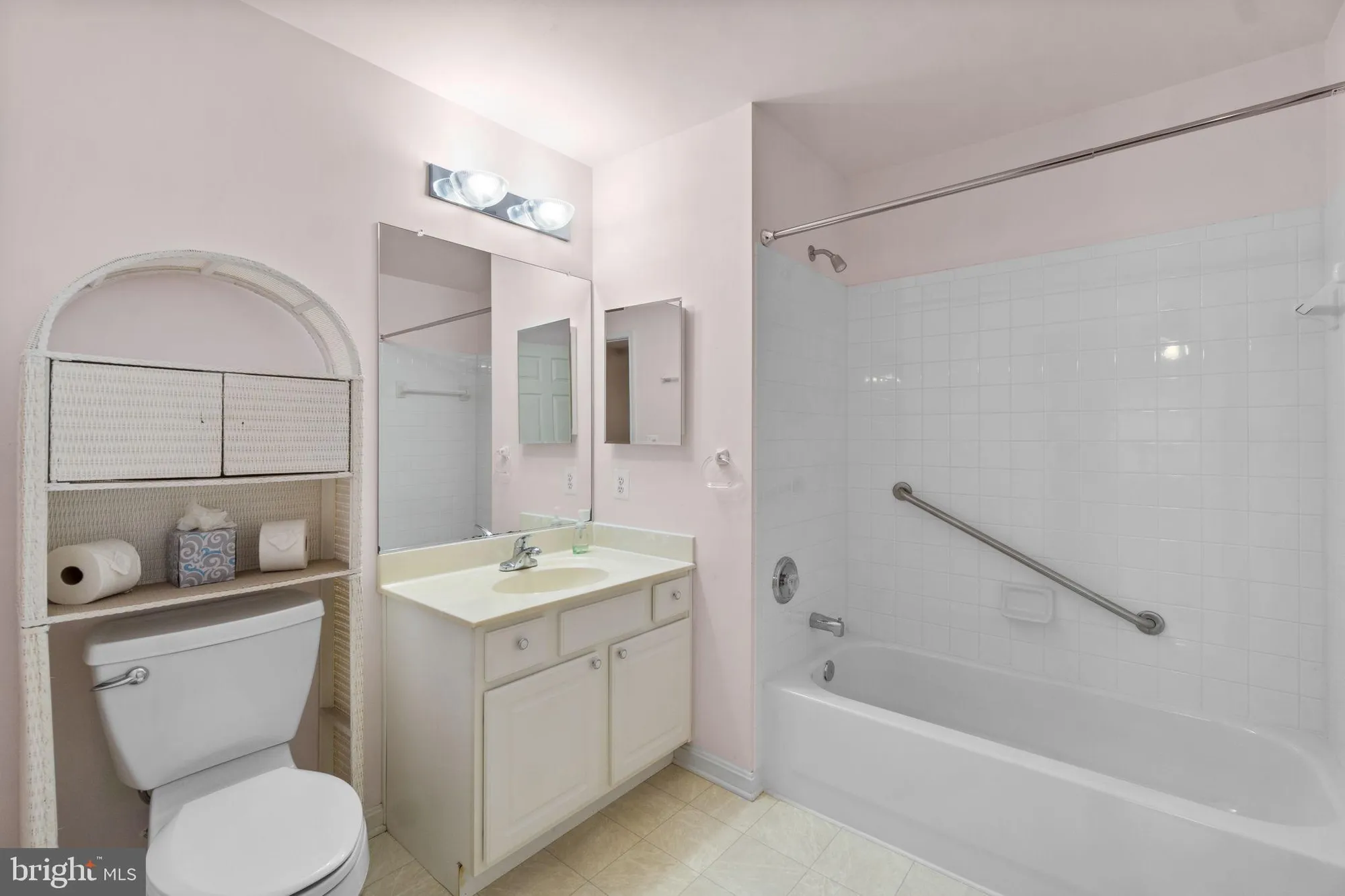 Property Slideshow image 19 of 32 | 2010 rudy serra dr c, Sykesville, MD, 21784