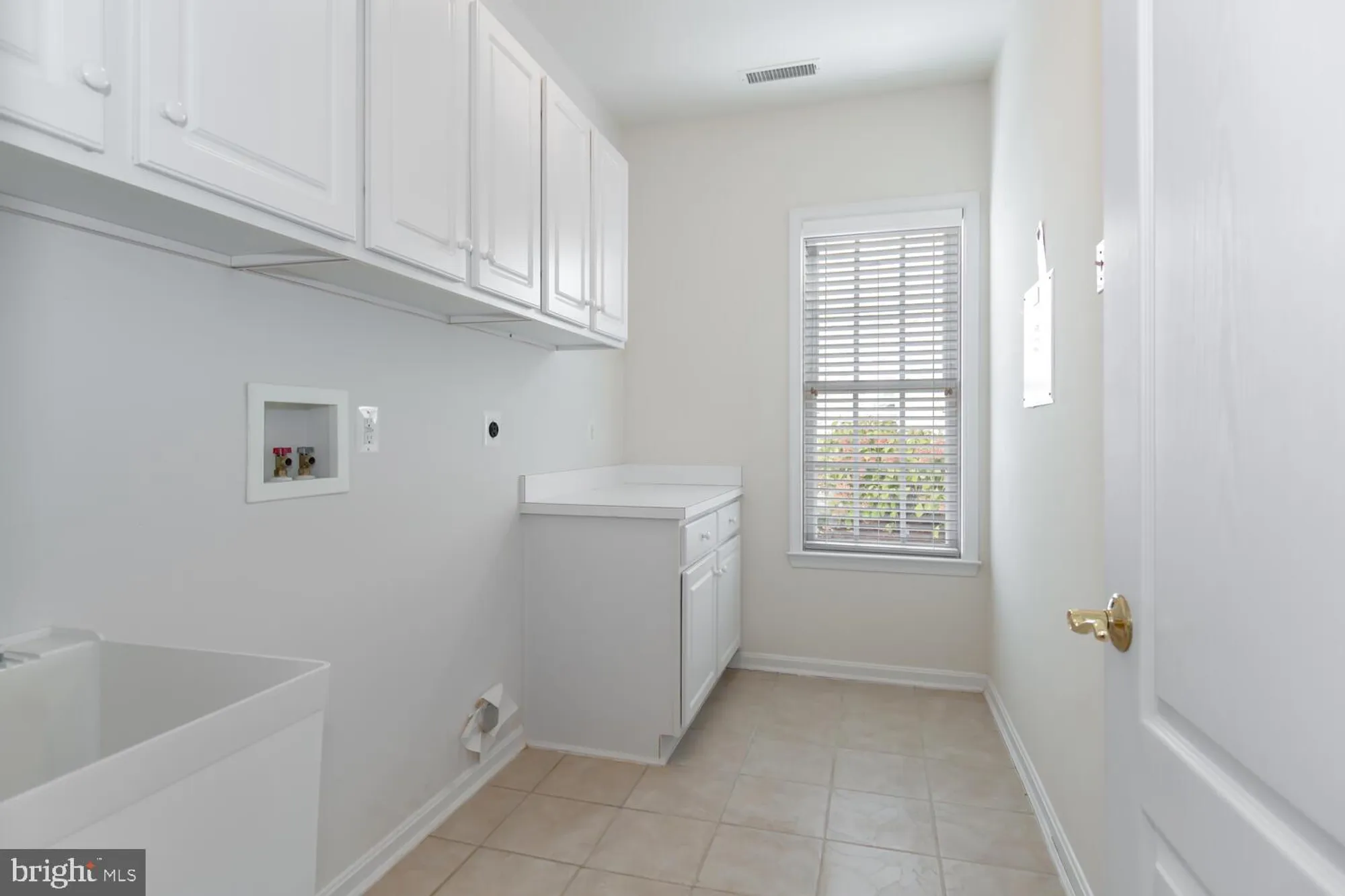 Property Slideshow image 29 of 63 | 29830 hillary ave, Easton, MD, 21601