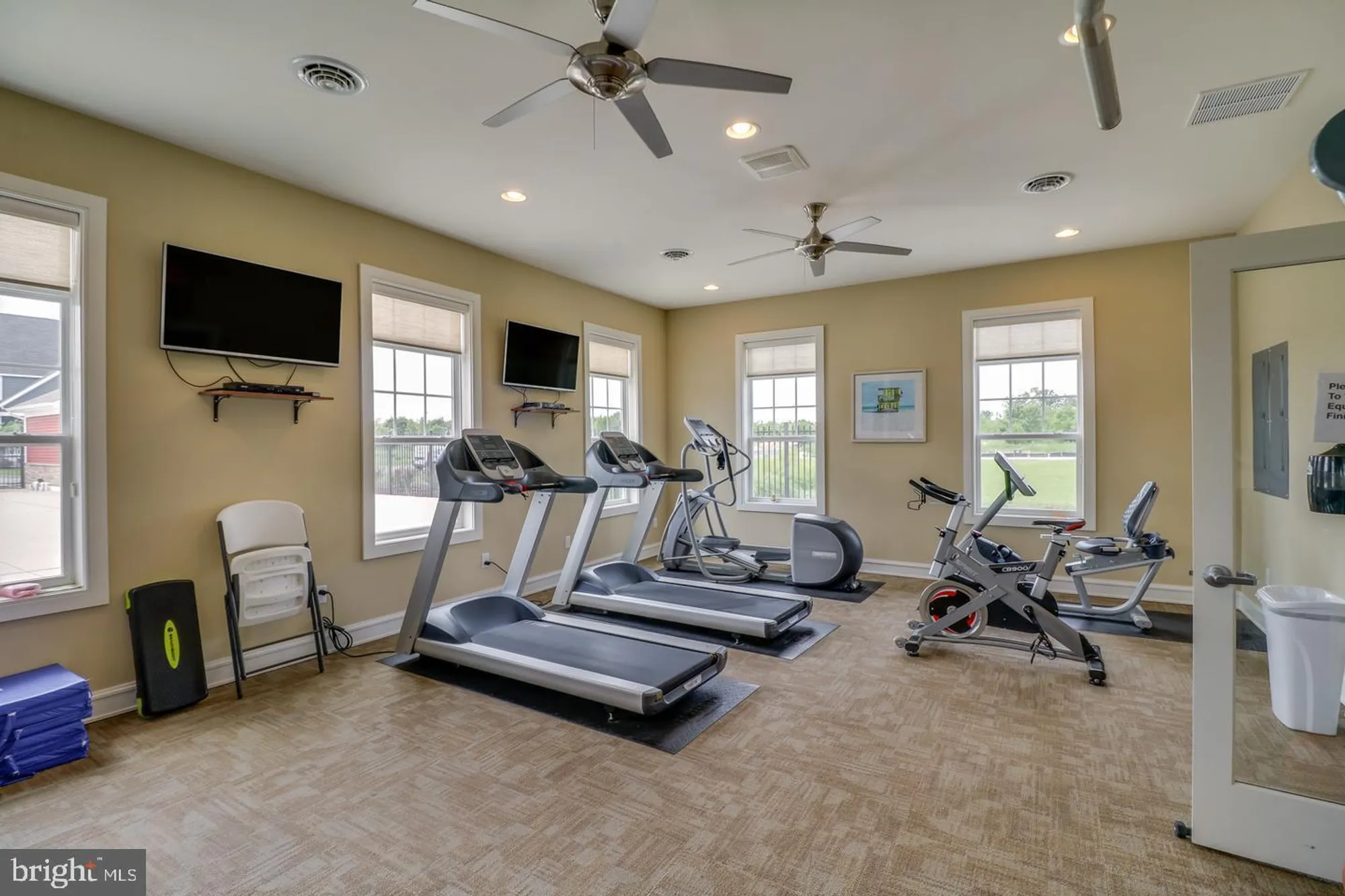 Property Slideshow image 26 of 39 | 201 mariners cir, Milton, DE, 19968