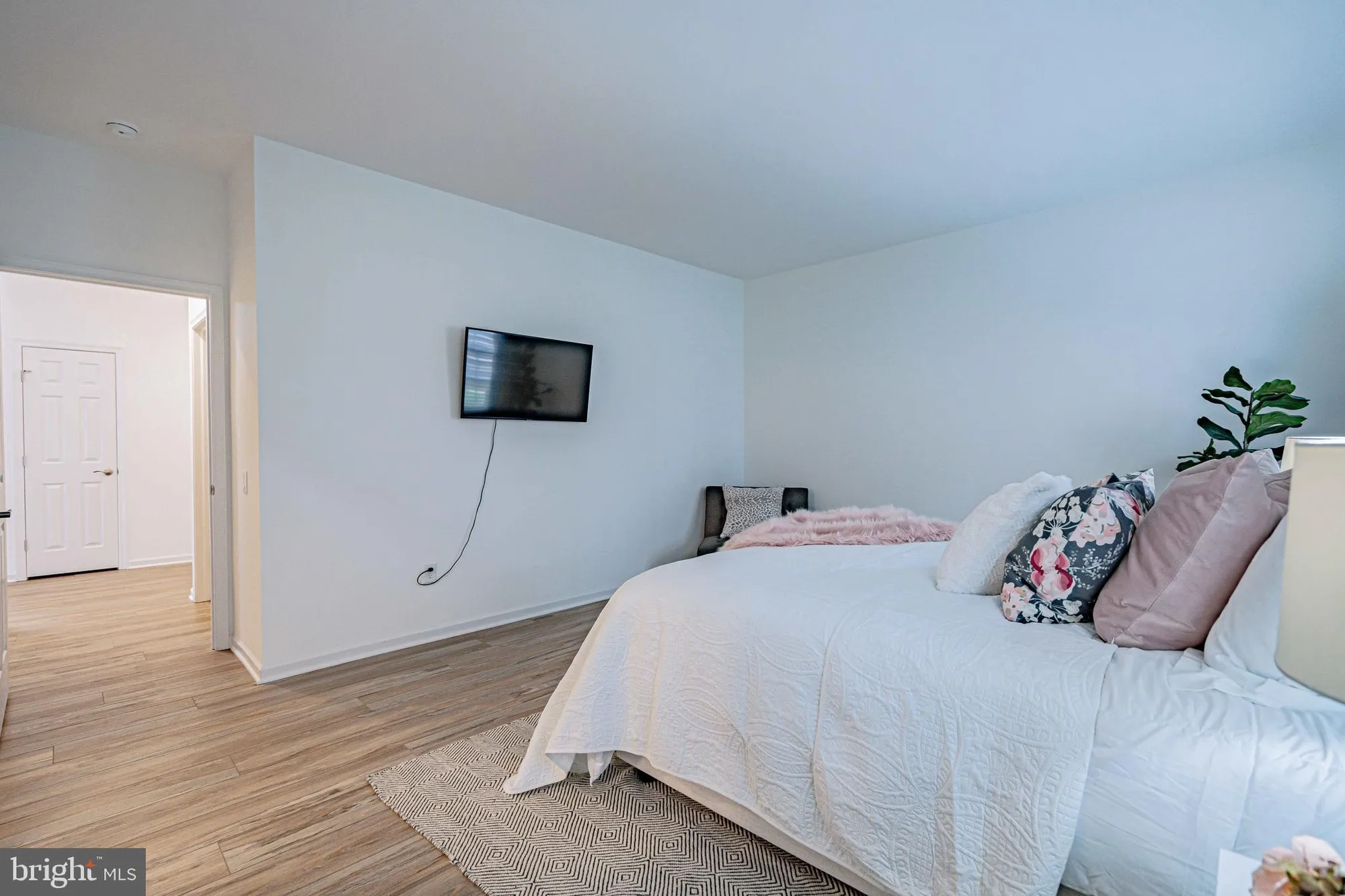 Property Slideshow image 36 of 48 | 3855 victors way, Easton, PA, 18045