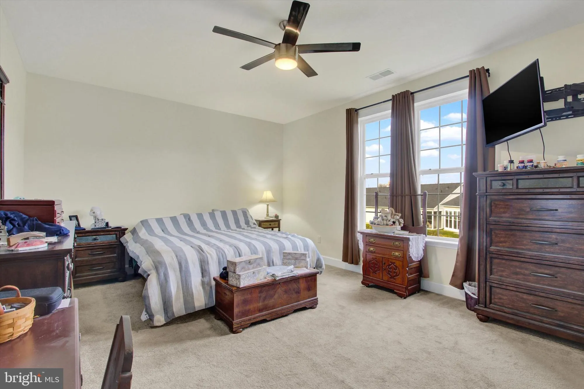 Property Slideshow image 17 of 25 | 412 hawthorn ln # 67, Hanover, PA, 17331