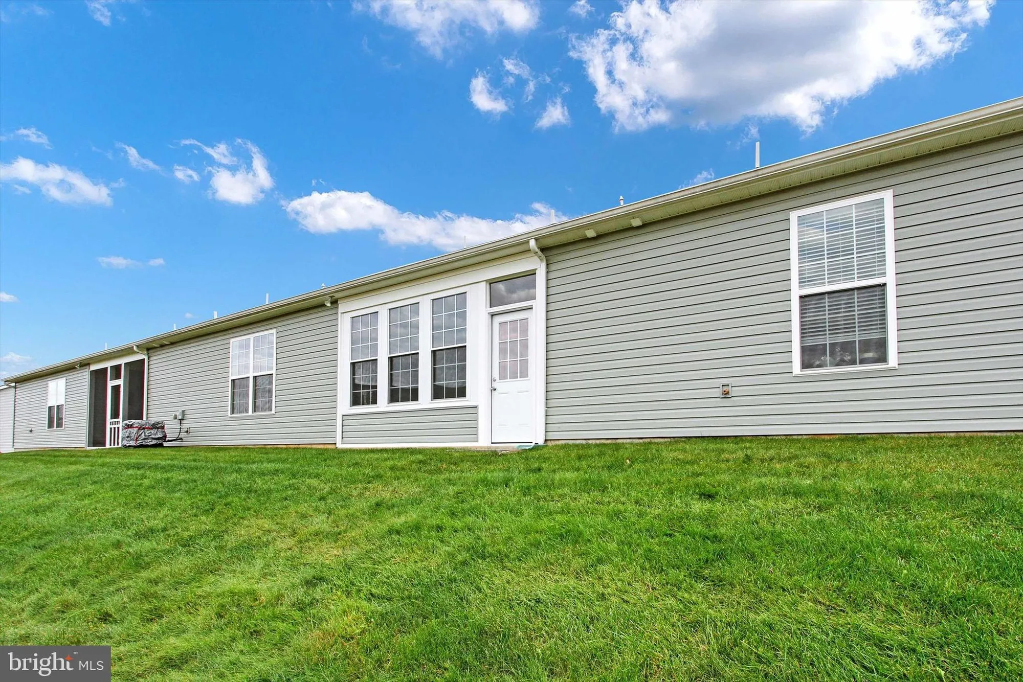 Property Slideshow image 24 of 25 | 412 hawthorn ln # 67, Hanover, PA, 17331