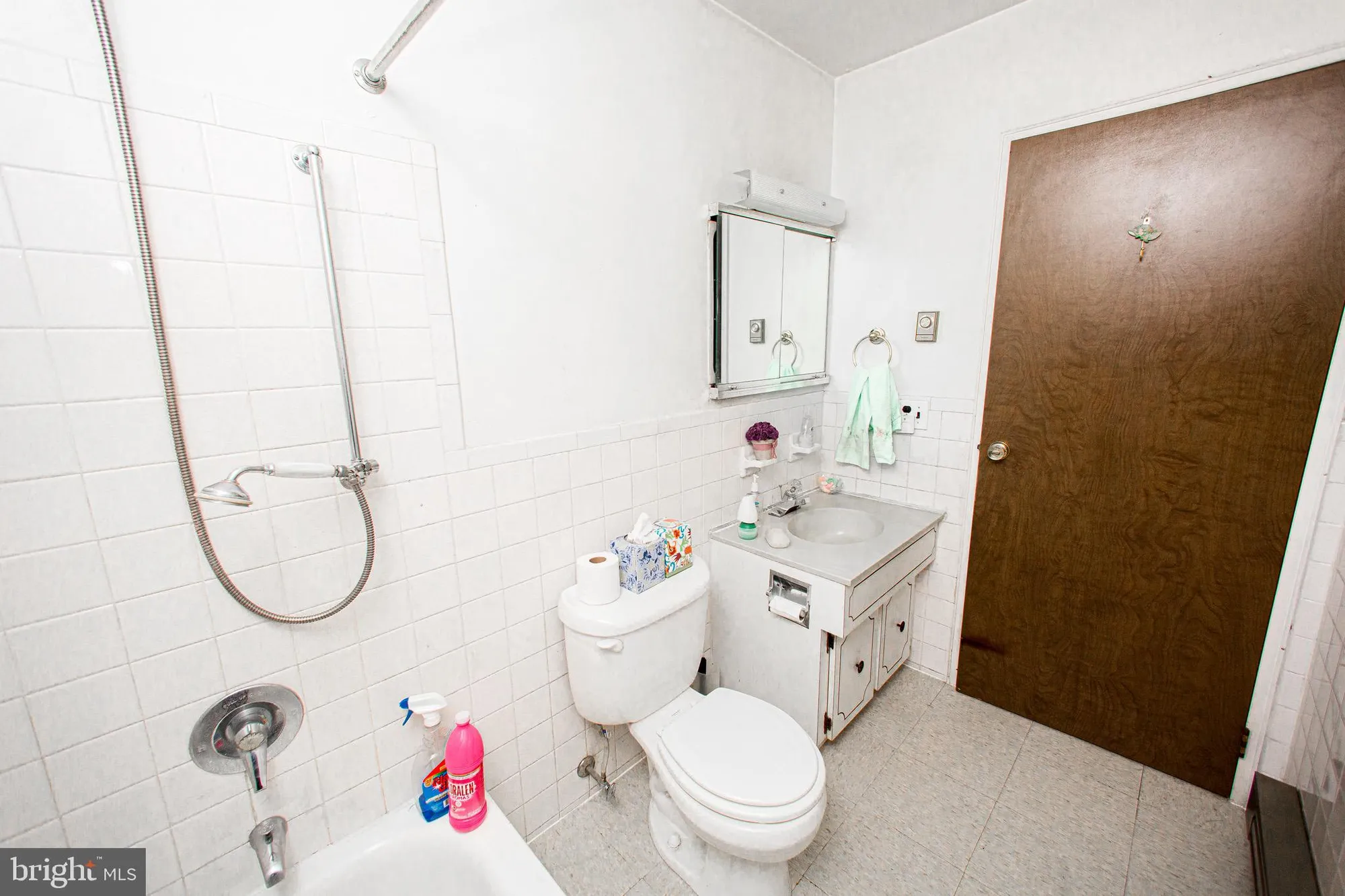 Property Slideshow image 9 of 18 | 3 new hampshire ln a, Whiting, NJ, 08759