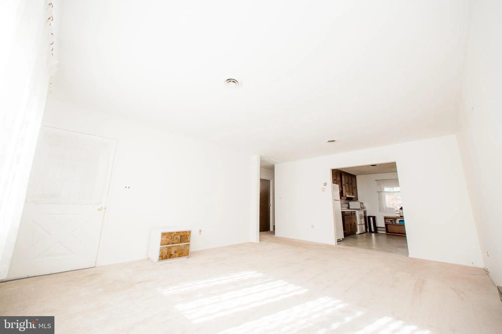 Property Slideshow image 4 of 18 | 3 new hampshire ln a, Whiting, NJ, 08759