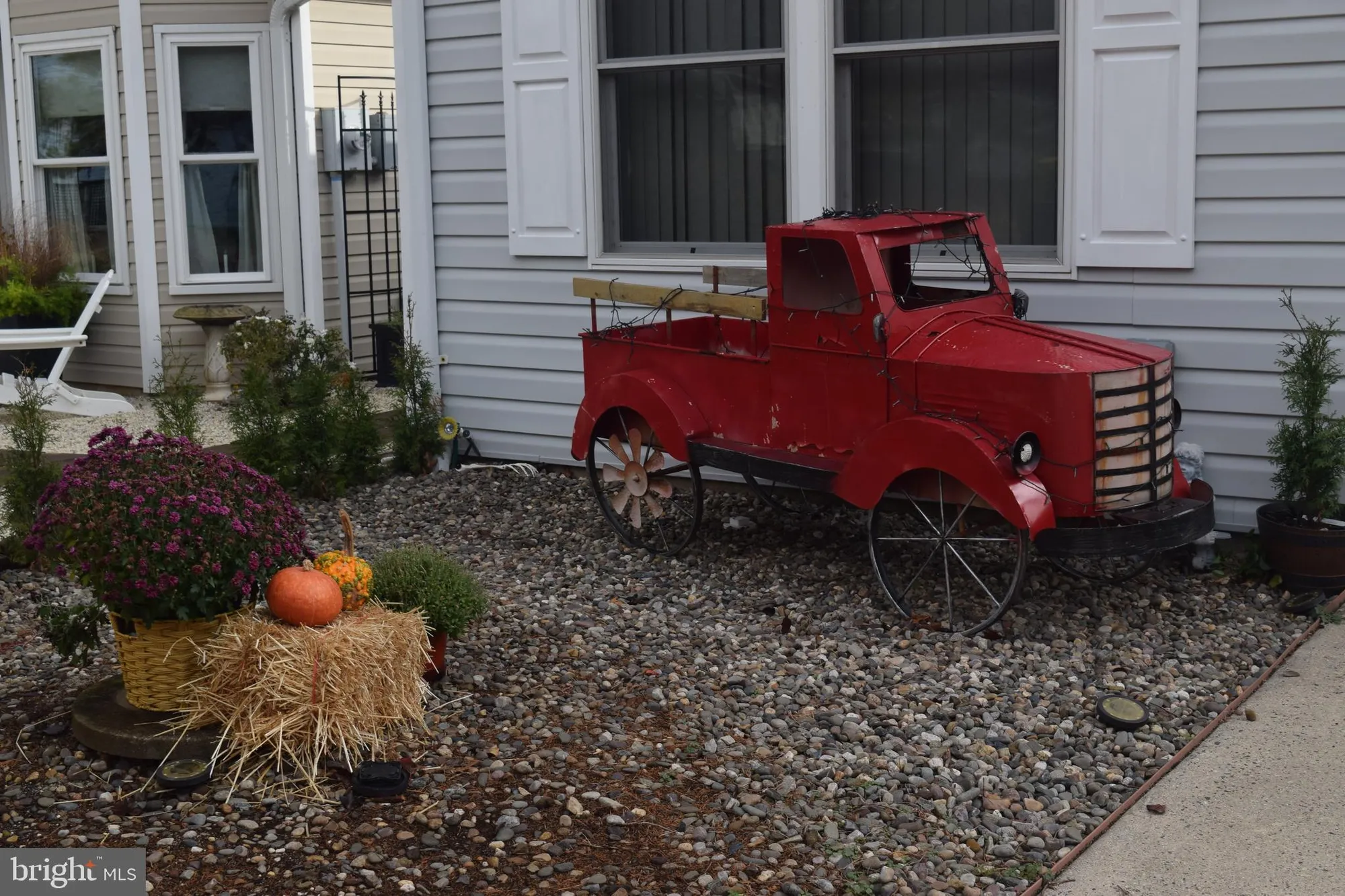 Property Slideshow image 3 of 36 | 63 lookout dr, Manahawkin, NJ, 08050