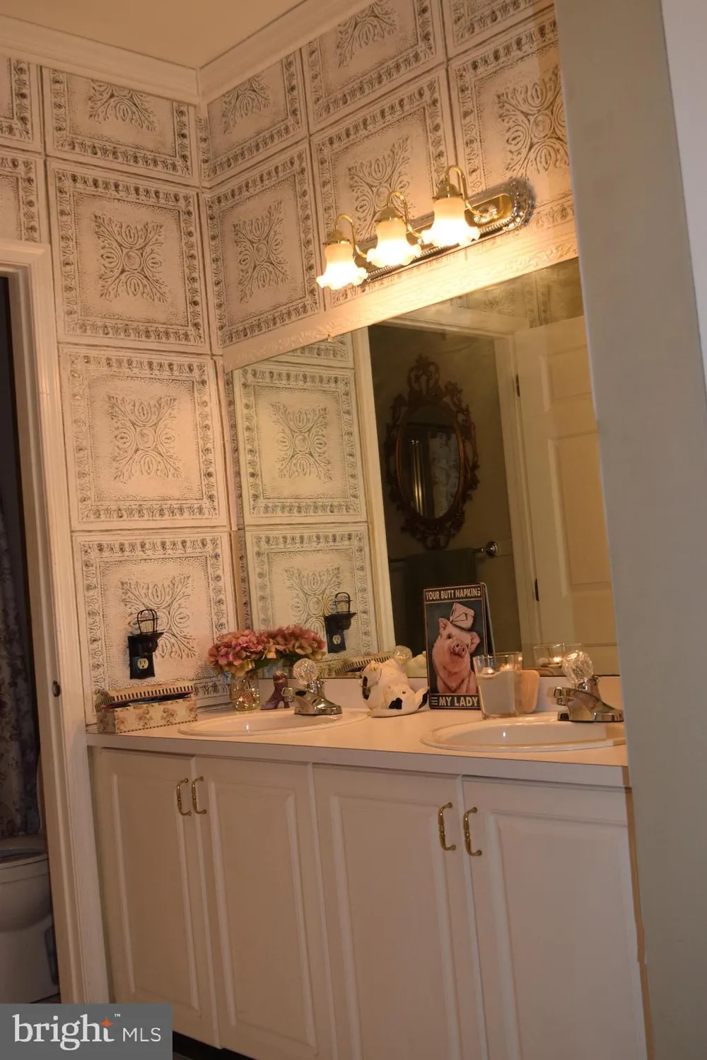 Property Slideshow image 17 of 36 | 63 lookout dr, Manahawkin, NJ, 08050