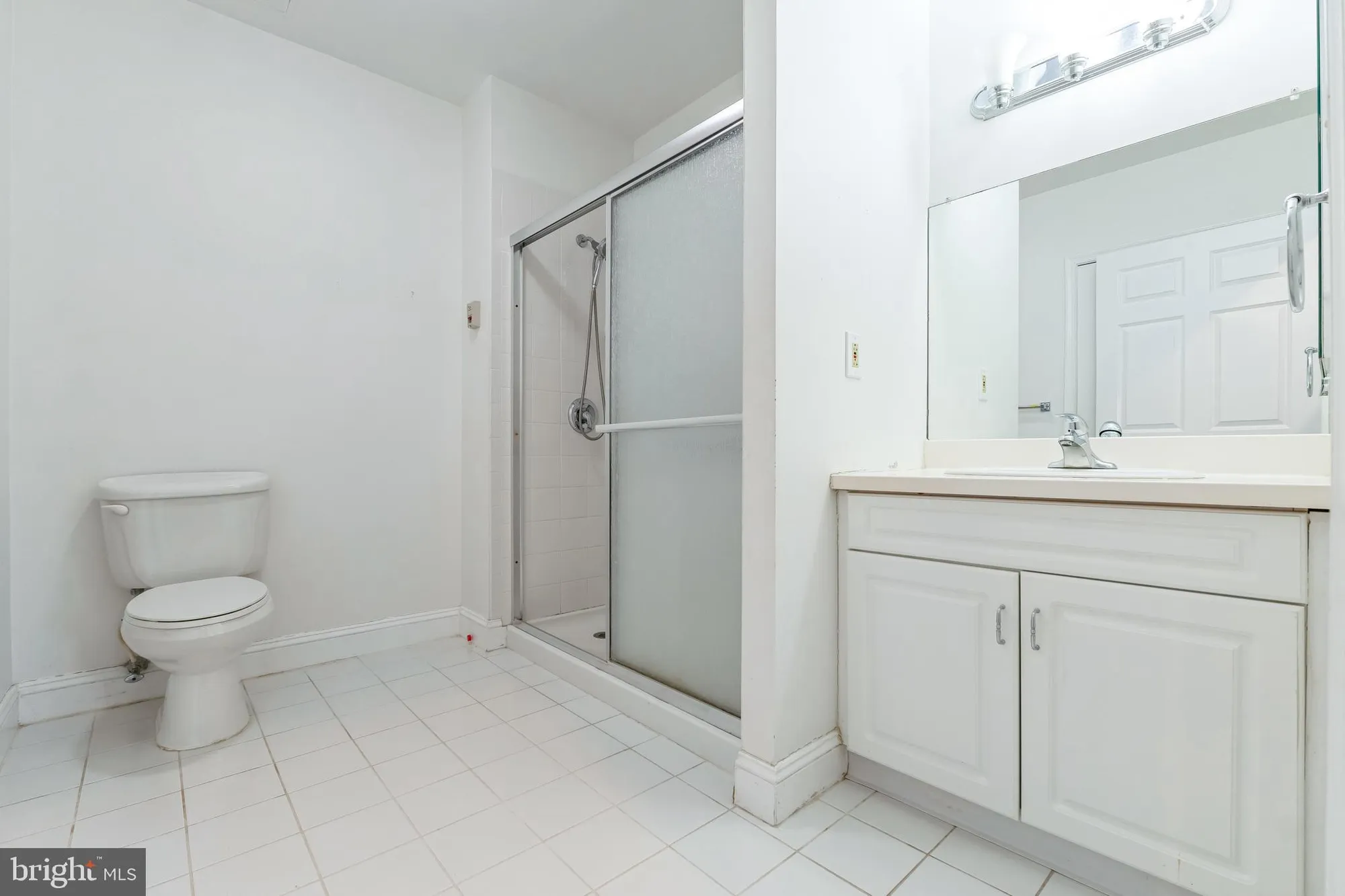 Property Slideshow image 25 of 62 | 2019 windrow dr, Princeton, NJ, 08540