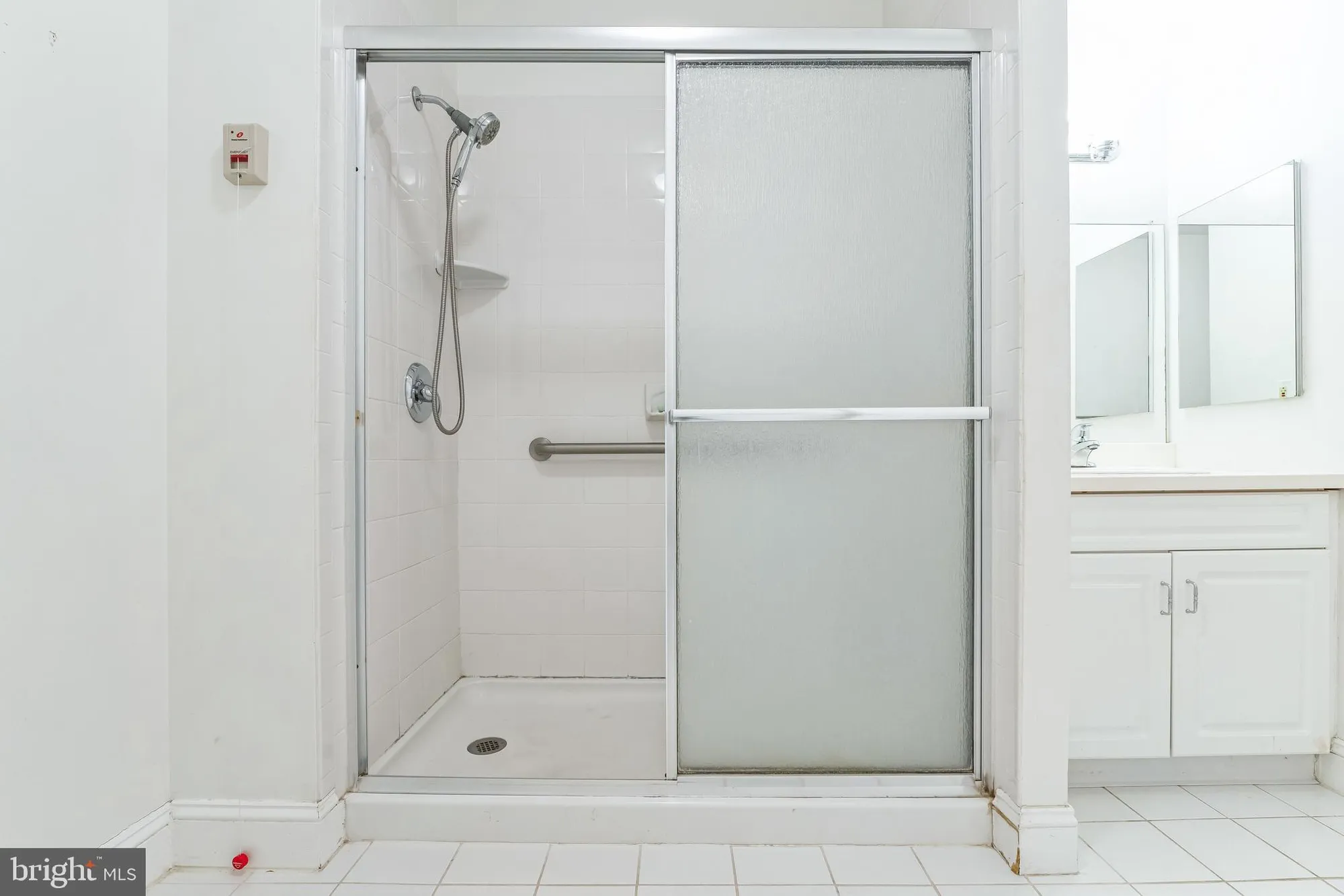 Property Slideshow image 26 of 62 | 2019 windrow dr, Princeton, NJ, 08540