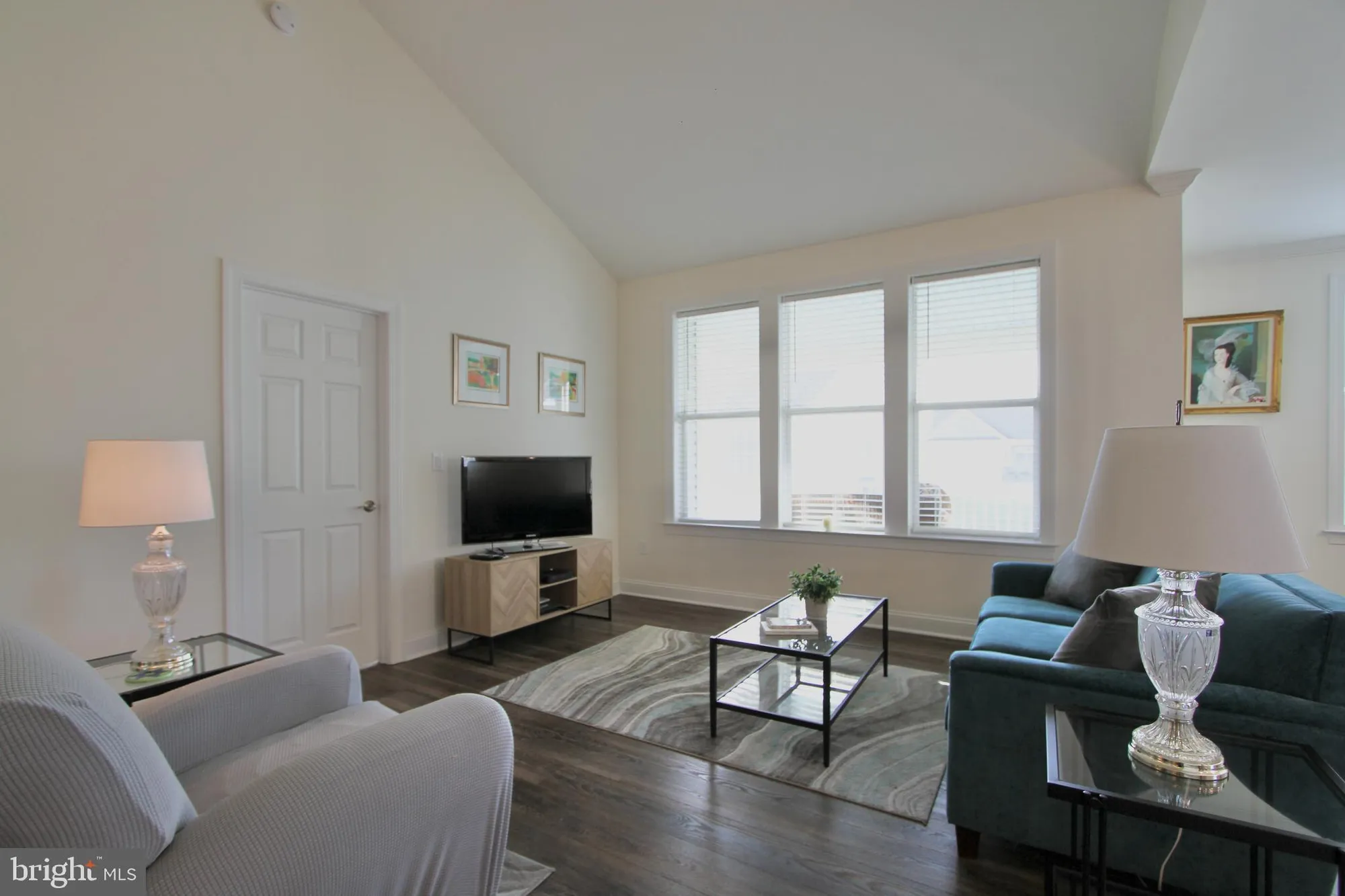 Property Slideshow image 8 of 28 | 122 casselberry ln, Dover, DE, 19904