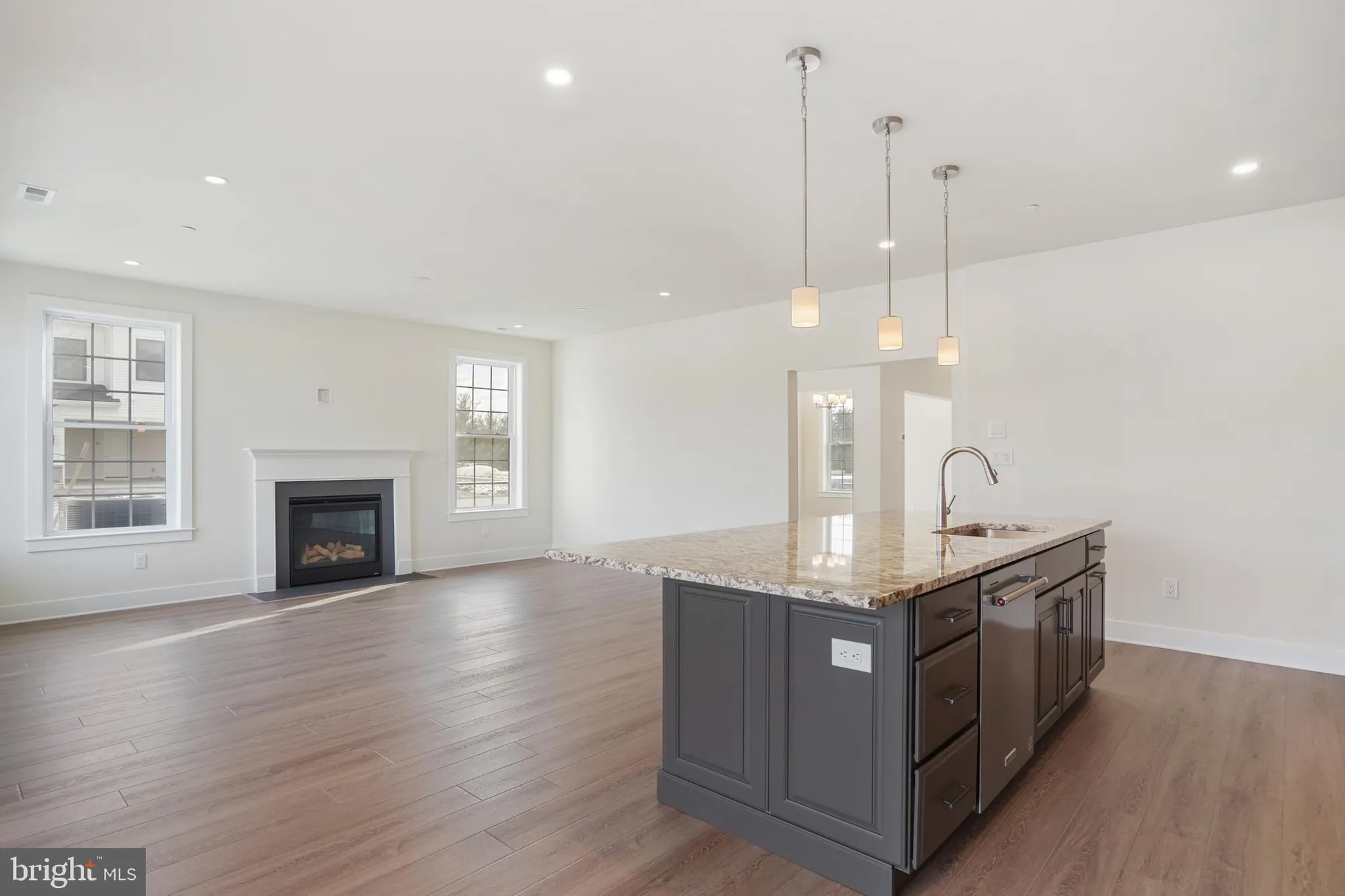Property Slideshow image 14 of 35 | 506 mcnaney farm dr # 27, Warrington, PA, 18976