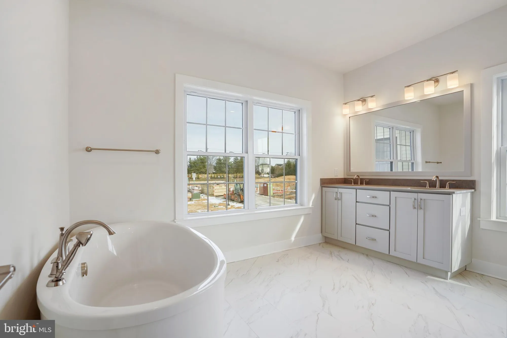 Property Slideshow image 31 of 35 | 506 mcnaney farm dr # 27, Warrington, PA, 18976