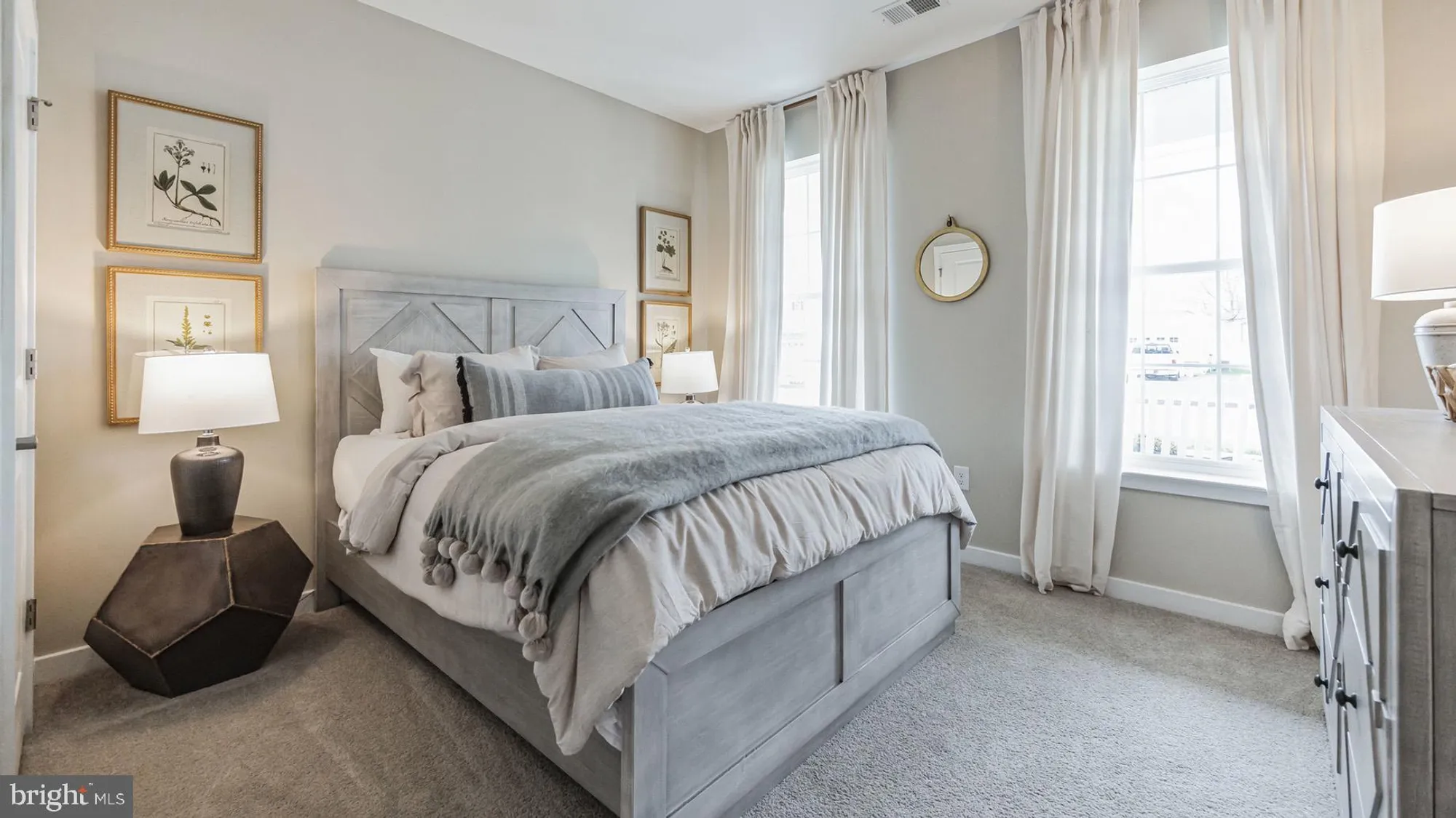 Property Slideshow image 7 of 56 | 123 hilton head ct, Egg Harbor Township, NJ, 08234