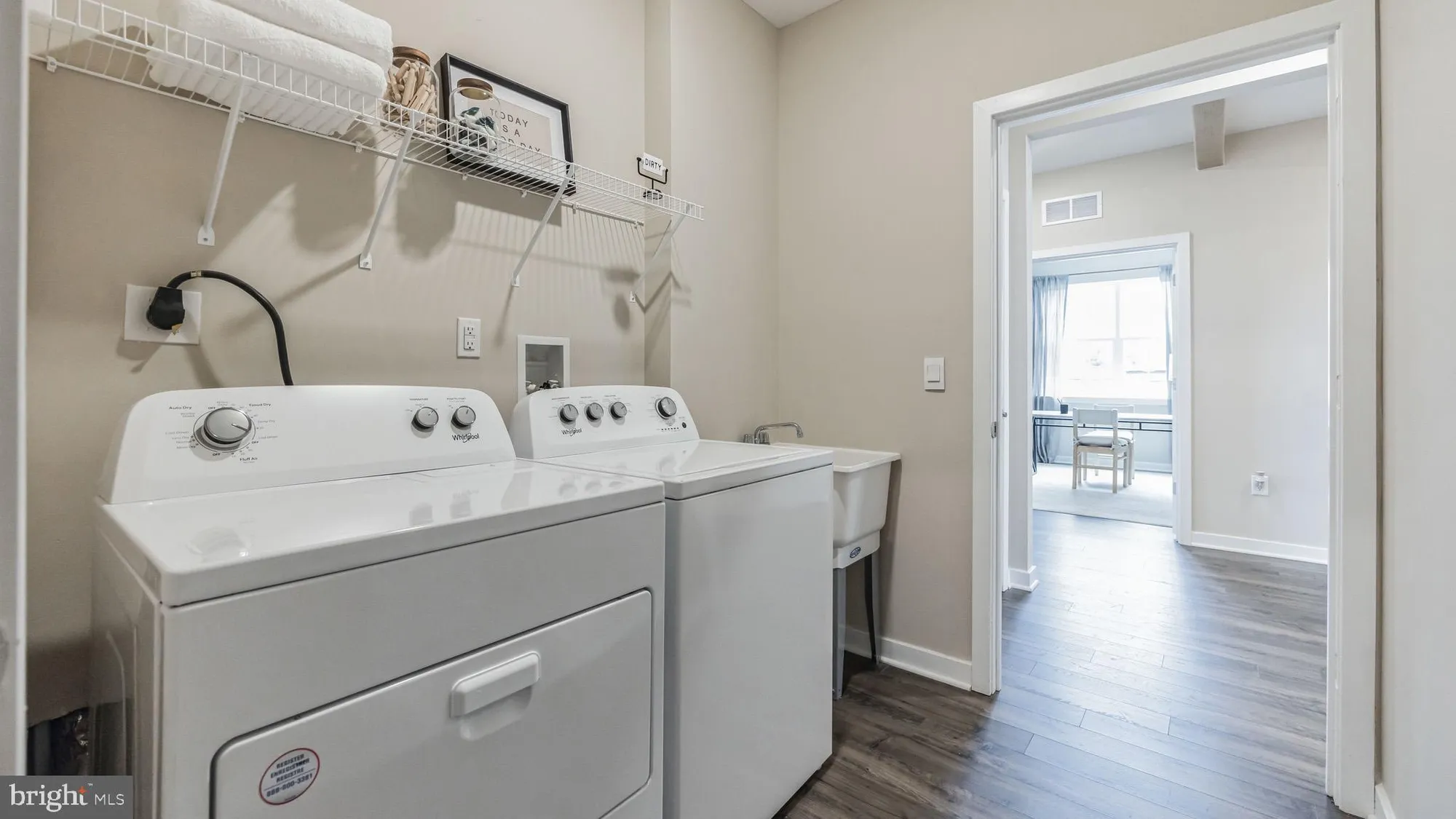 Property Slideshow image 14 of 56 | 123 hilton head ct, Egg Harbor Township, NJ, 08234